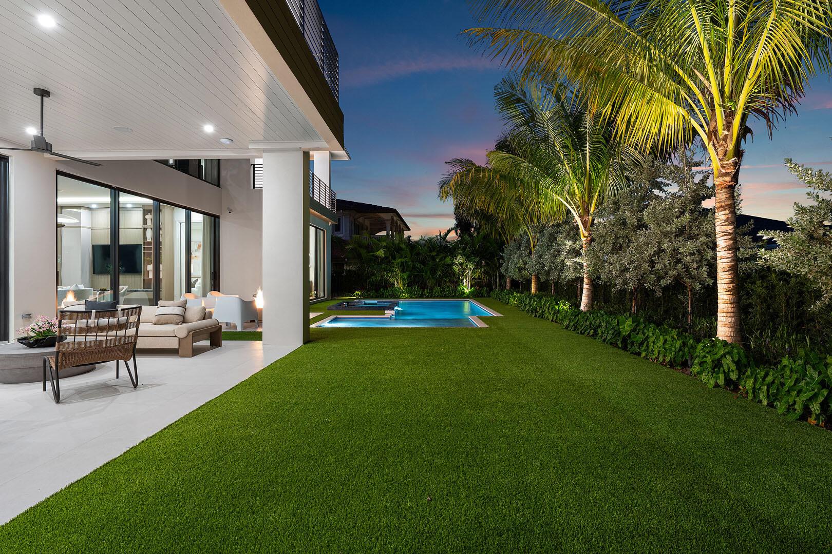 ROYAL PALM YACHT & COUNTR - Residential