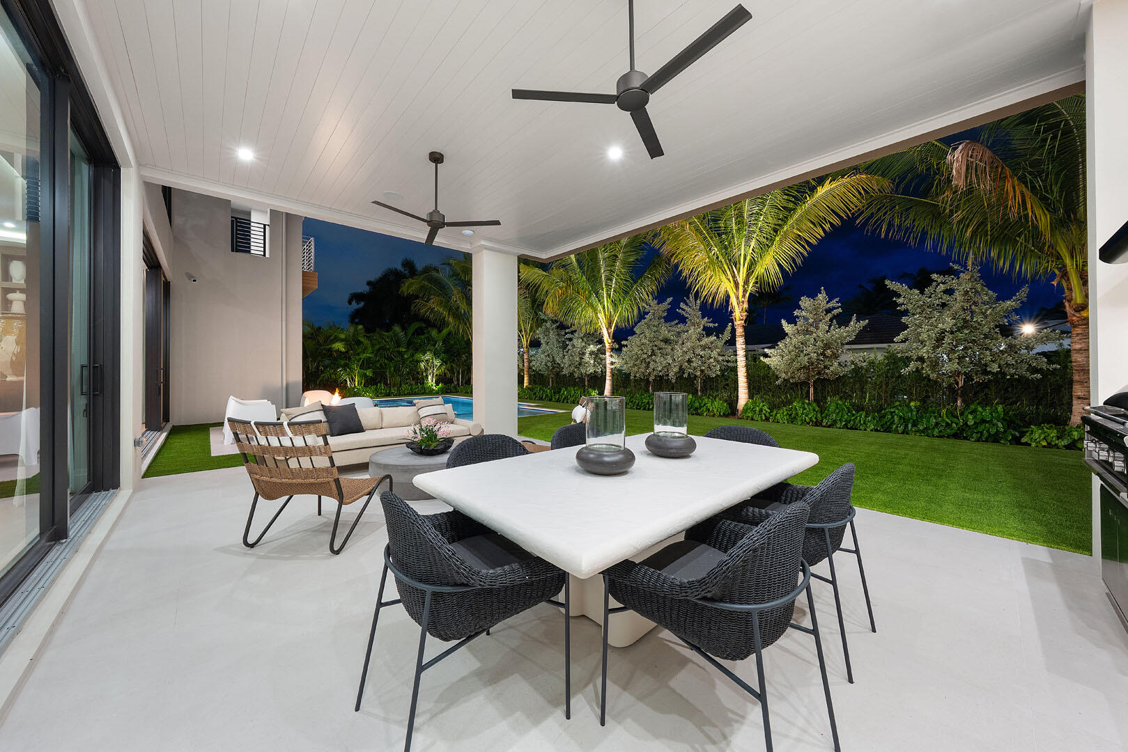 ROYAL PALM YACHT & COUNTRY CLUB - Residential