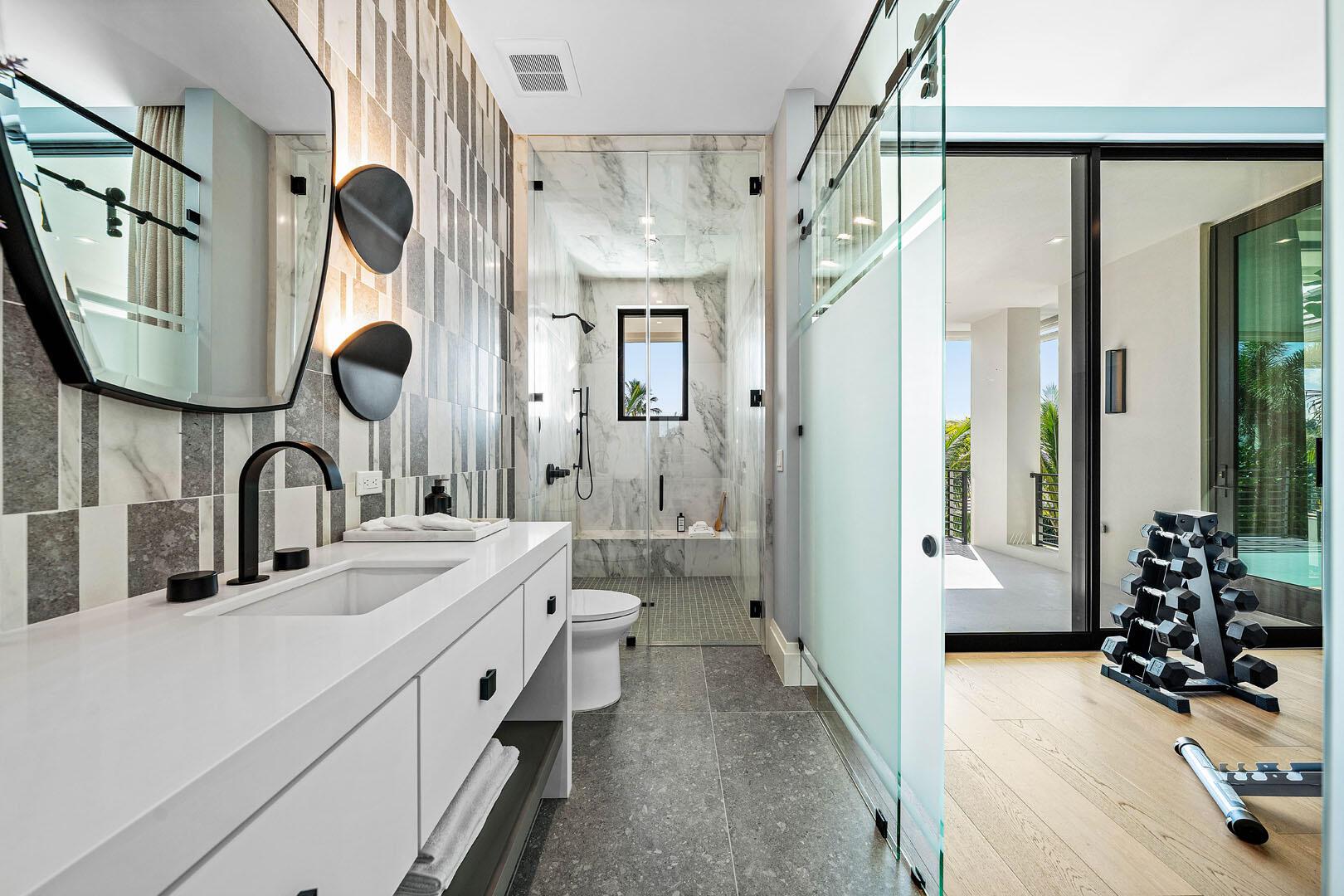 ROYAL PALM YACHT & COUNTR - Residential