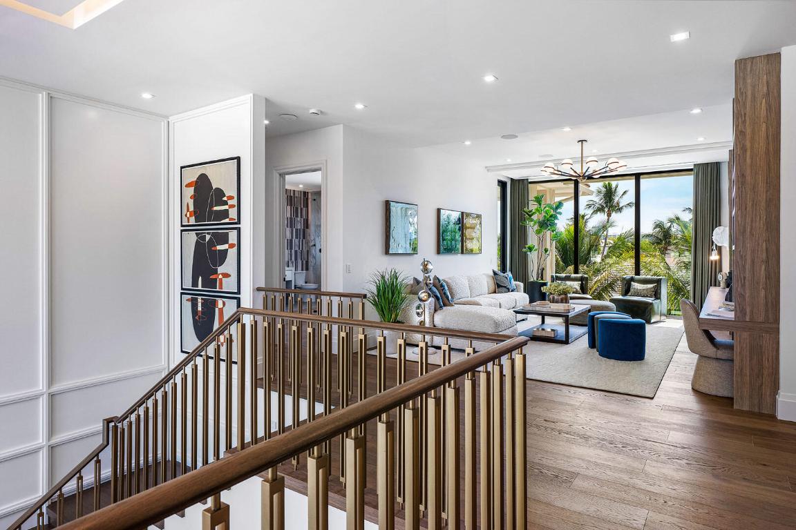 ROYAL PALM YACHT & COUNTRY CLUB - Residential