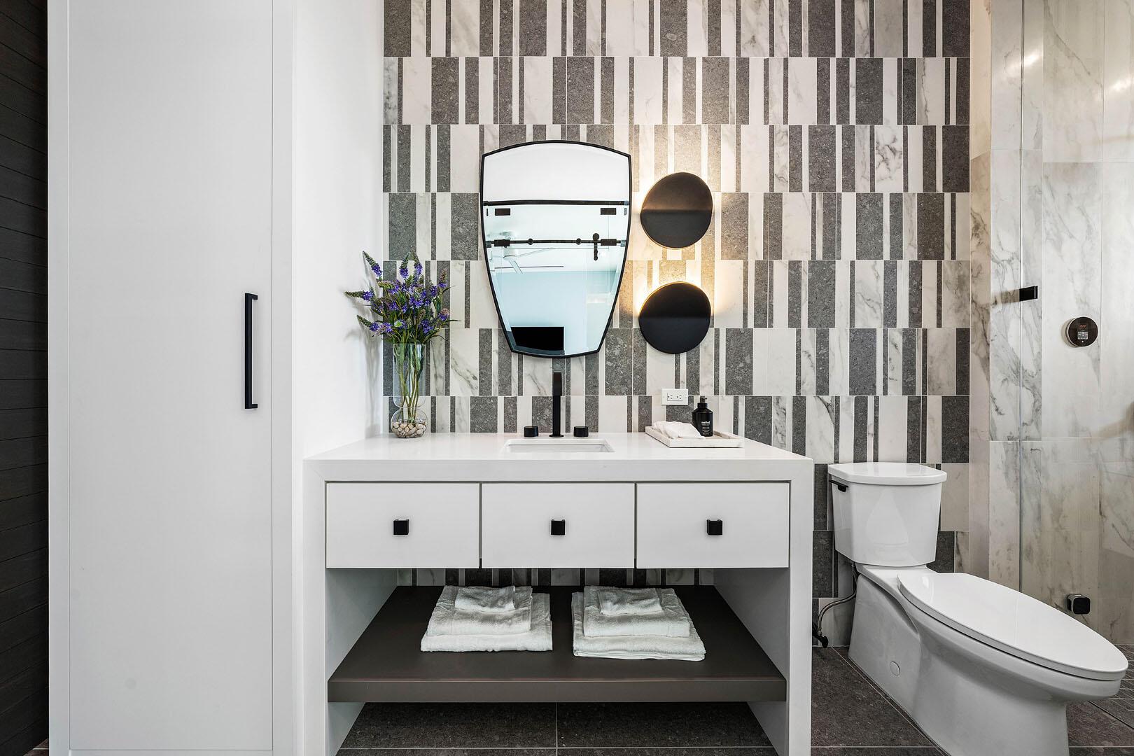 ROYAL PALM YACHT & COUNTR - Residential