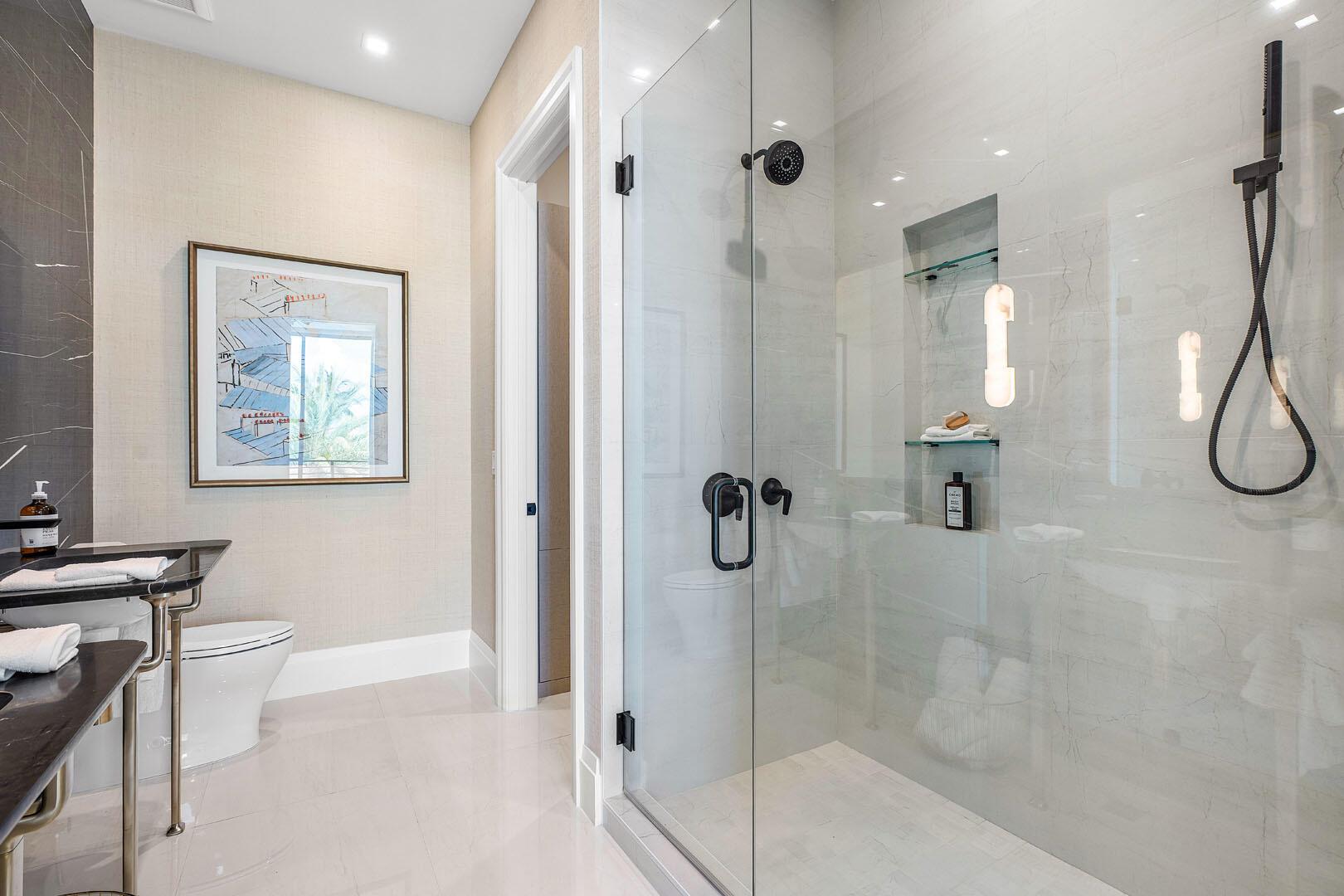 ROYAL PALM YACHT & COUNTR - Residential