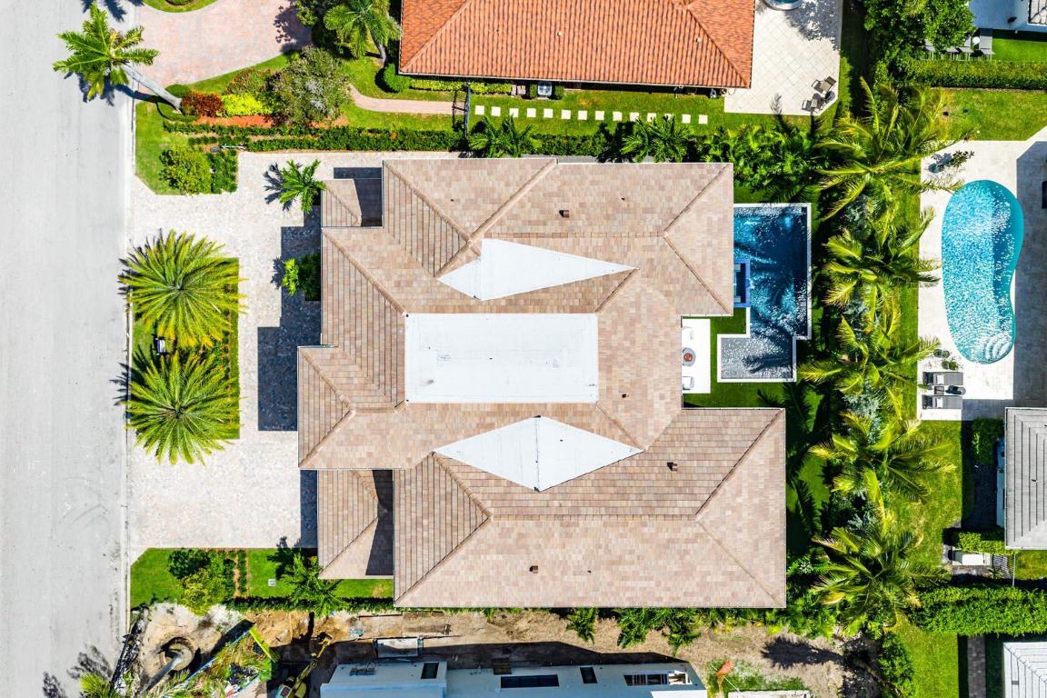 ROYAL PALM YACHT & COUNTRY CLUB - Residential