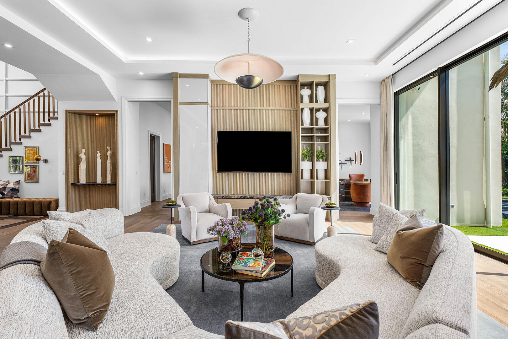 ROYAL PALM YACHT & COUNTRY CLUB - Residential