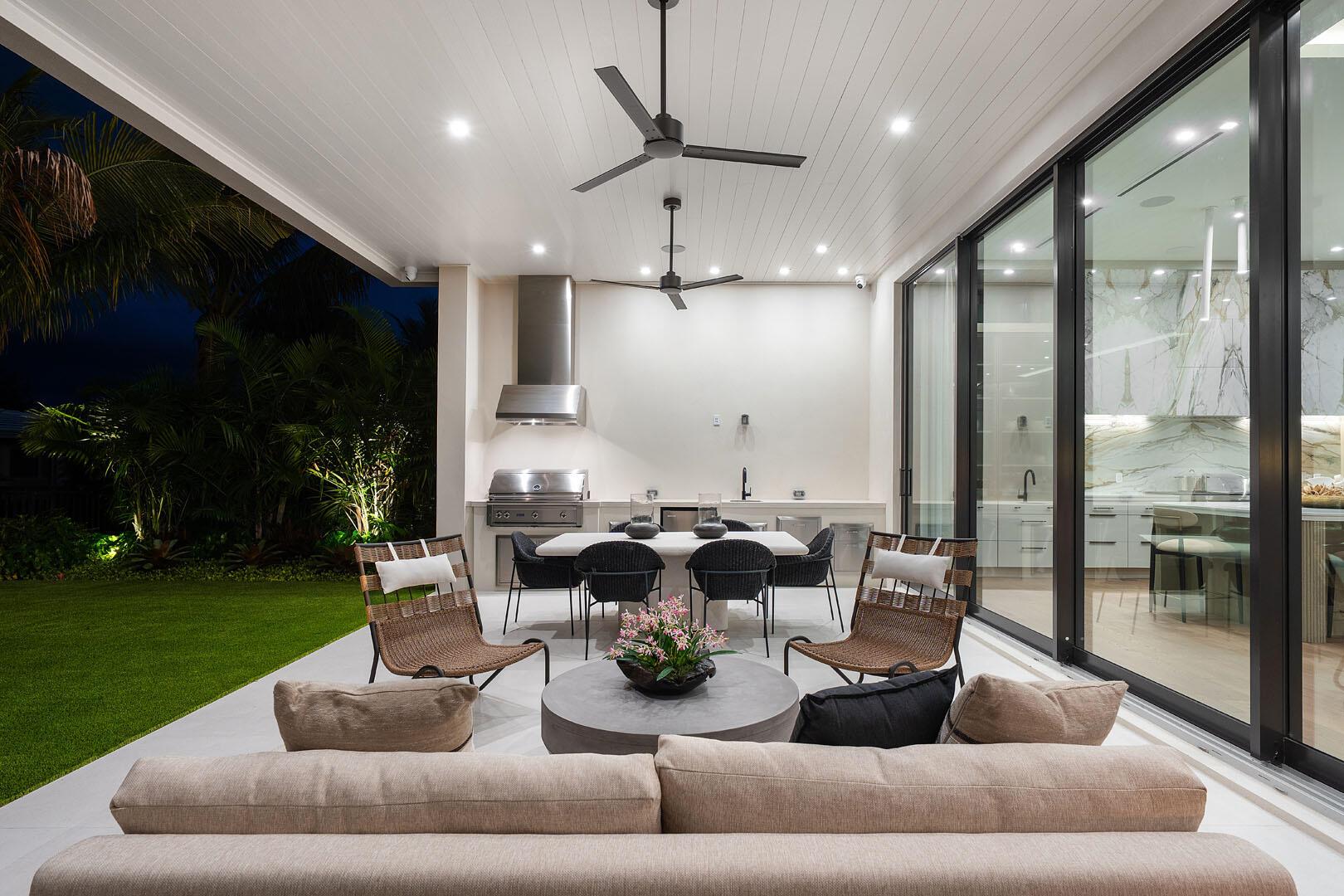 ROYAL PALM YACHT & COUNTR - Residential