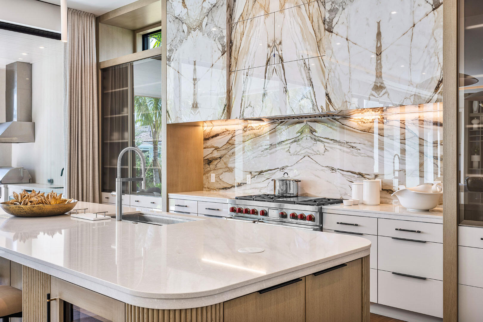 ROYAL PALM YACHT & COUNTRY CLUB - Residential