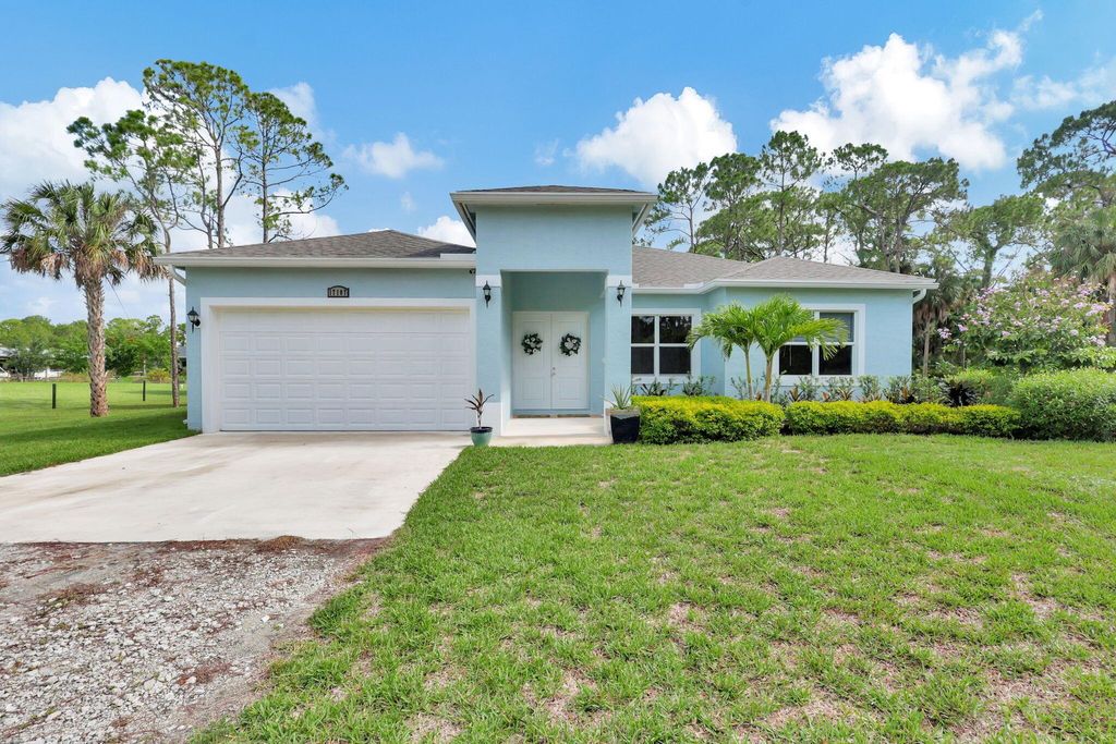 Photo of 17107 92nd Lane N, Loxahatchee, FL 33470 (MLS # R10998601)