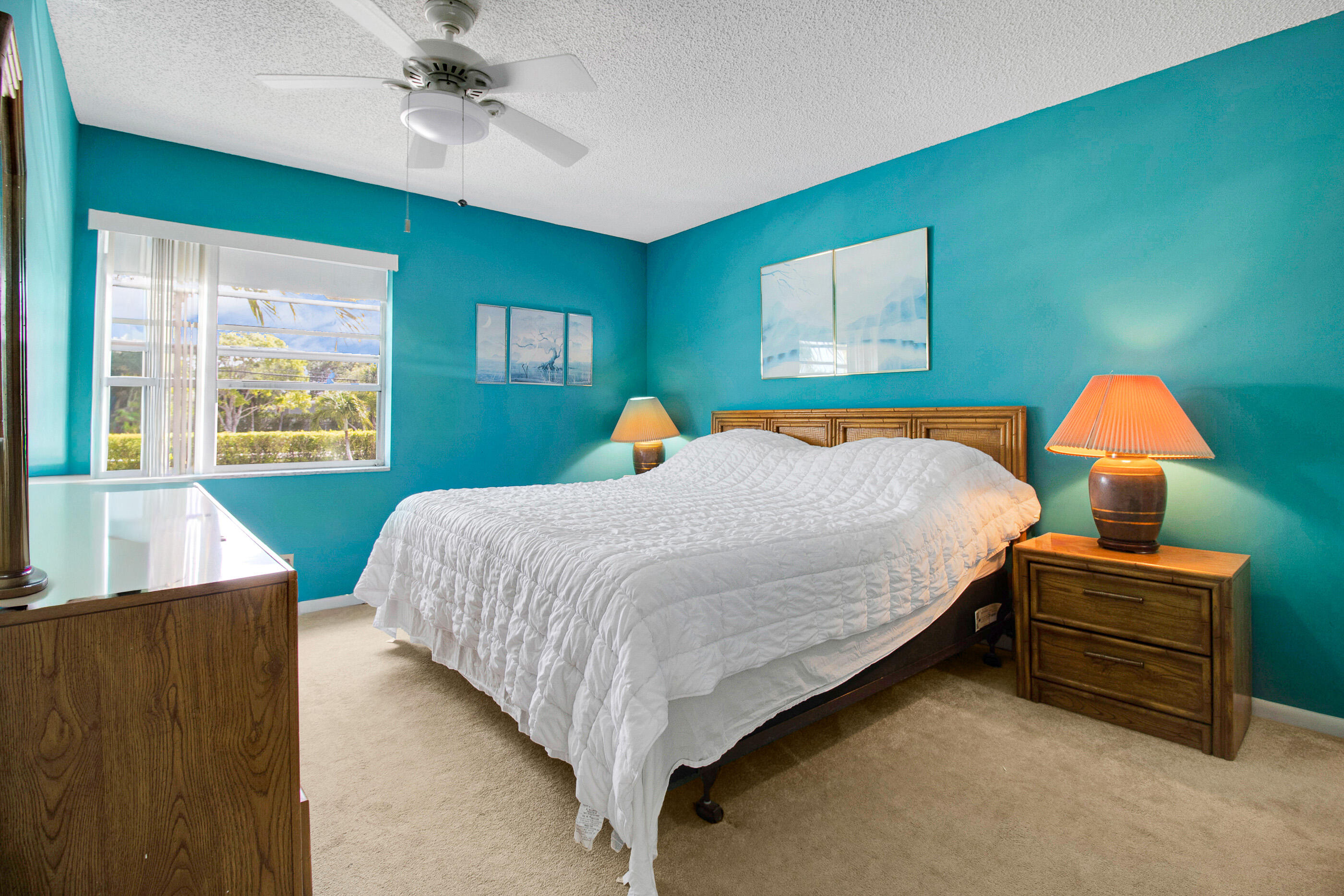 KINGS POINT CAPRI CONDOS - Residential