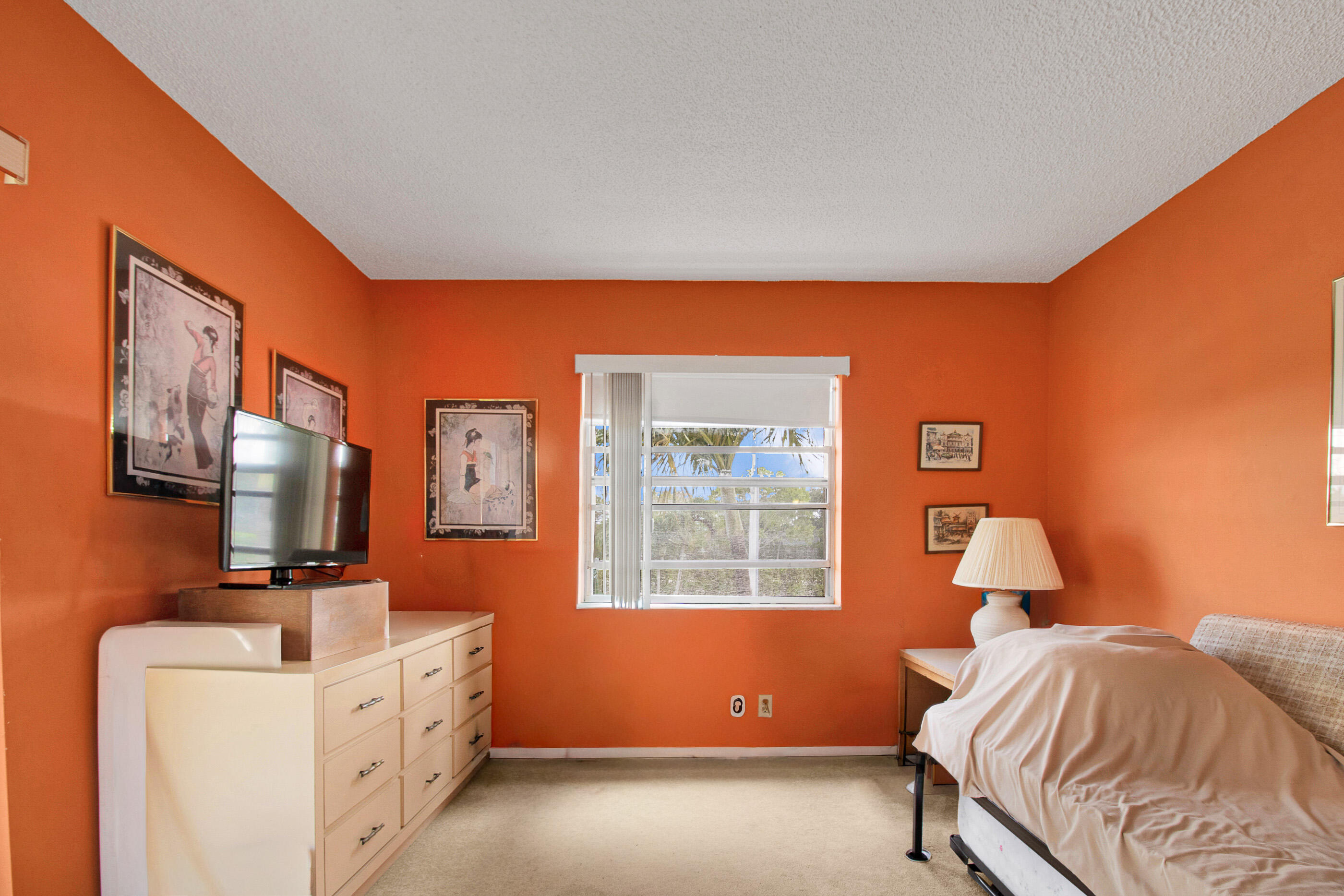 KINGS POINT CAPRI CONDOS - Residential