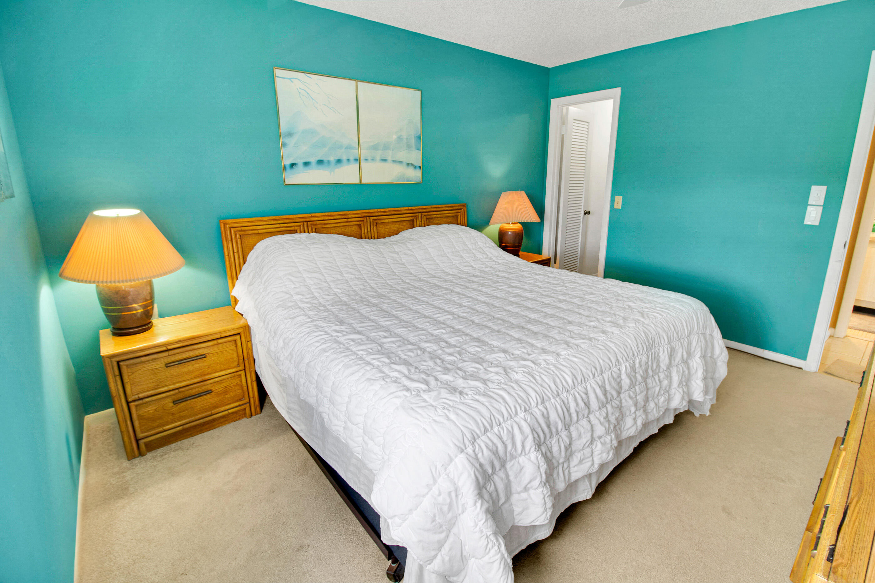 KINGS POINT CAPRI CONDOS - Residential