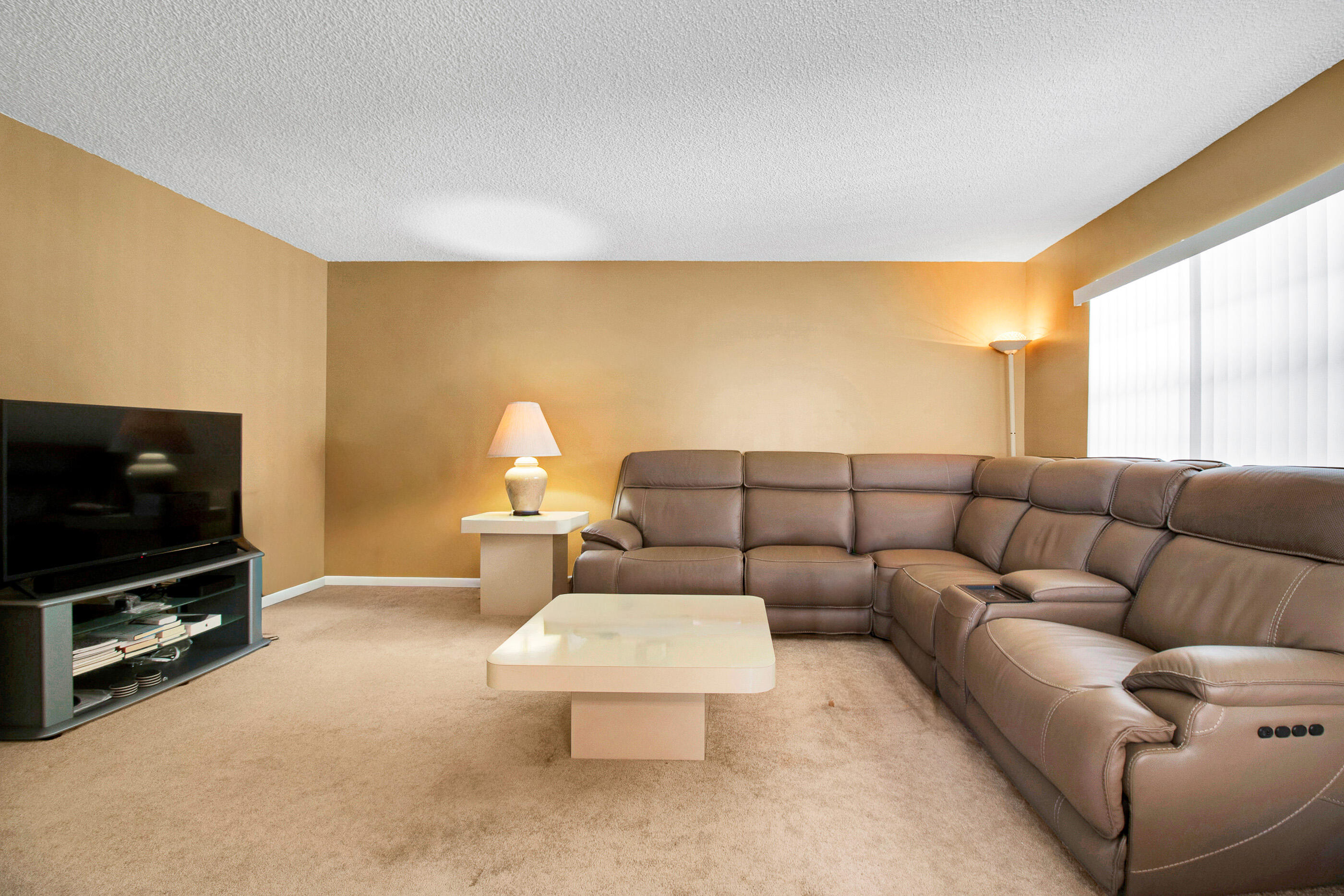 KINGS POINT CAPRI CONDOS - Residential