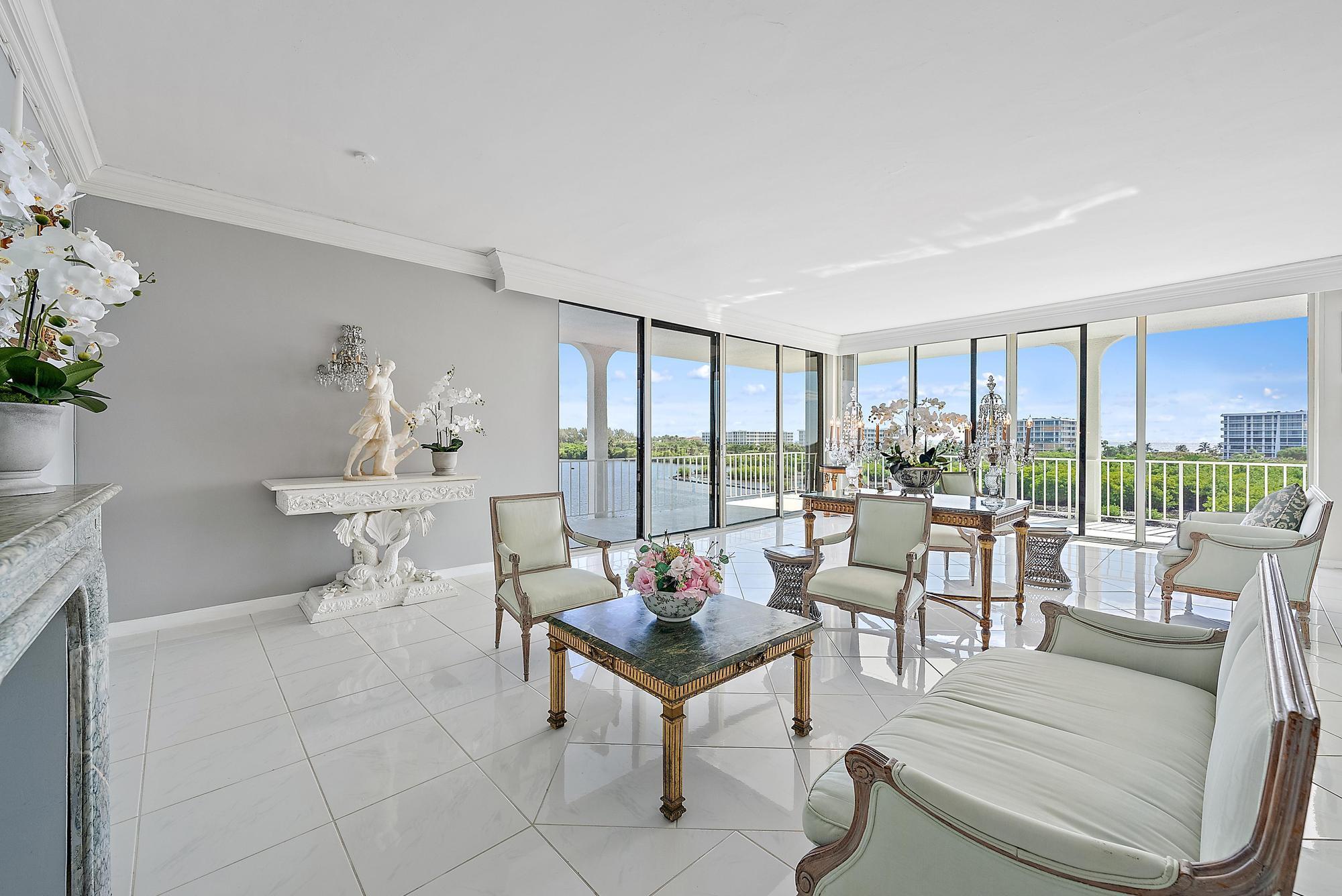 TOWER VALLENCAY OF IBIS I - Residential