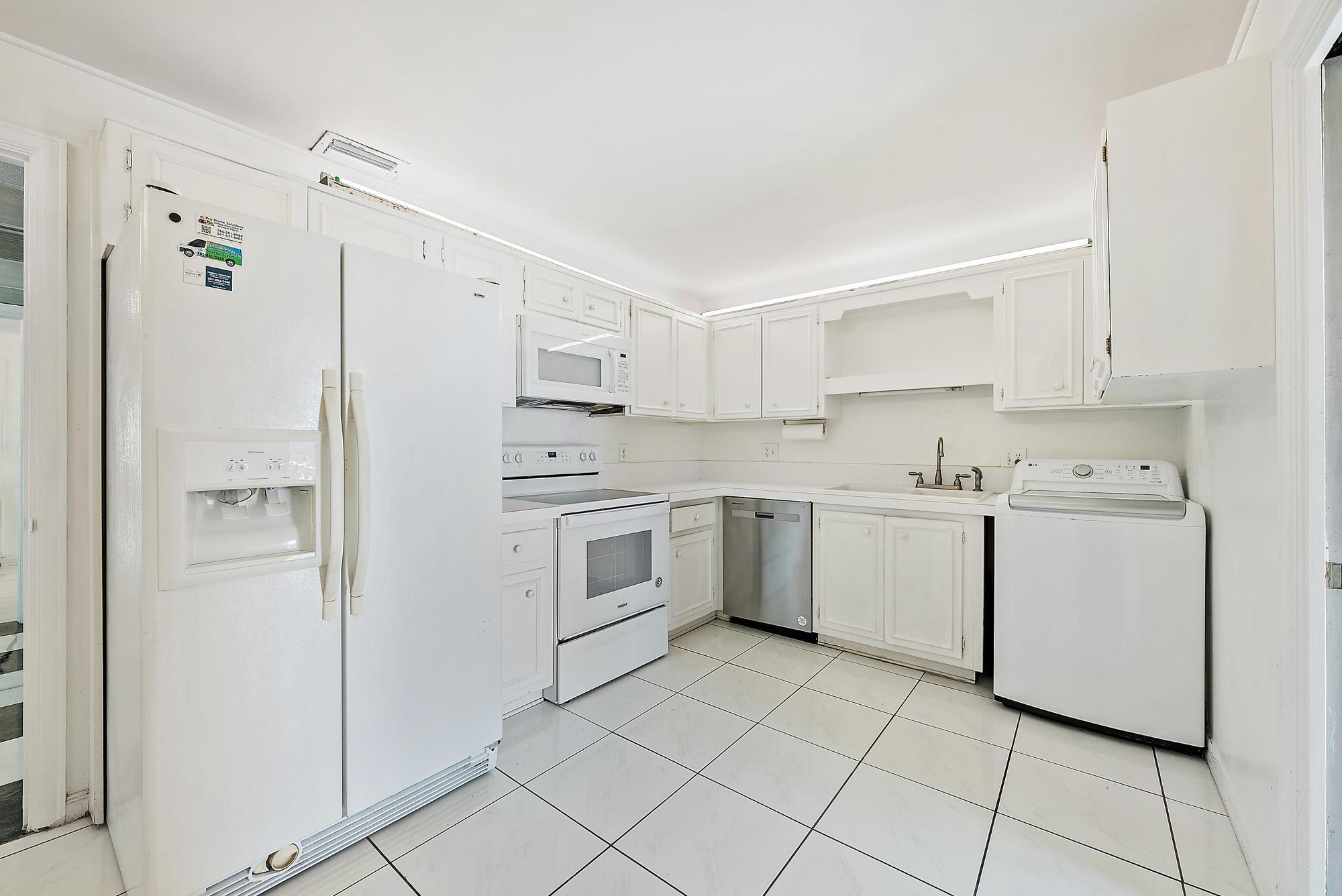 TOWER VALLENCAY OF IBIS I - Residential