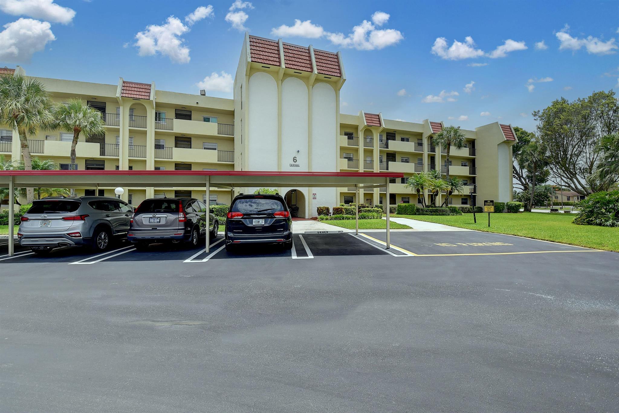 BARWOOD CONDO - Residential