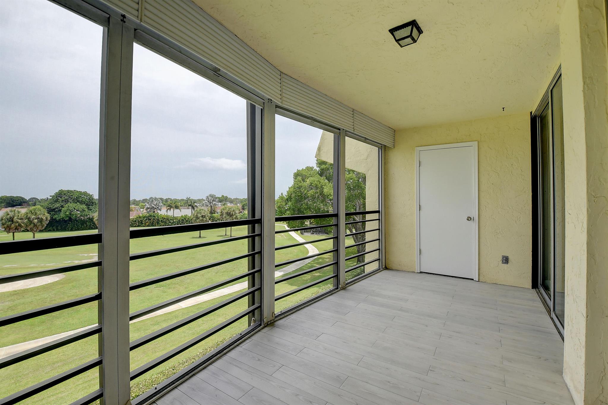 BARWOOD CONDO - Residential