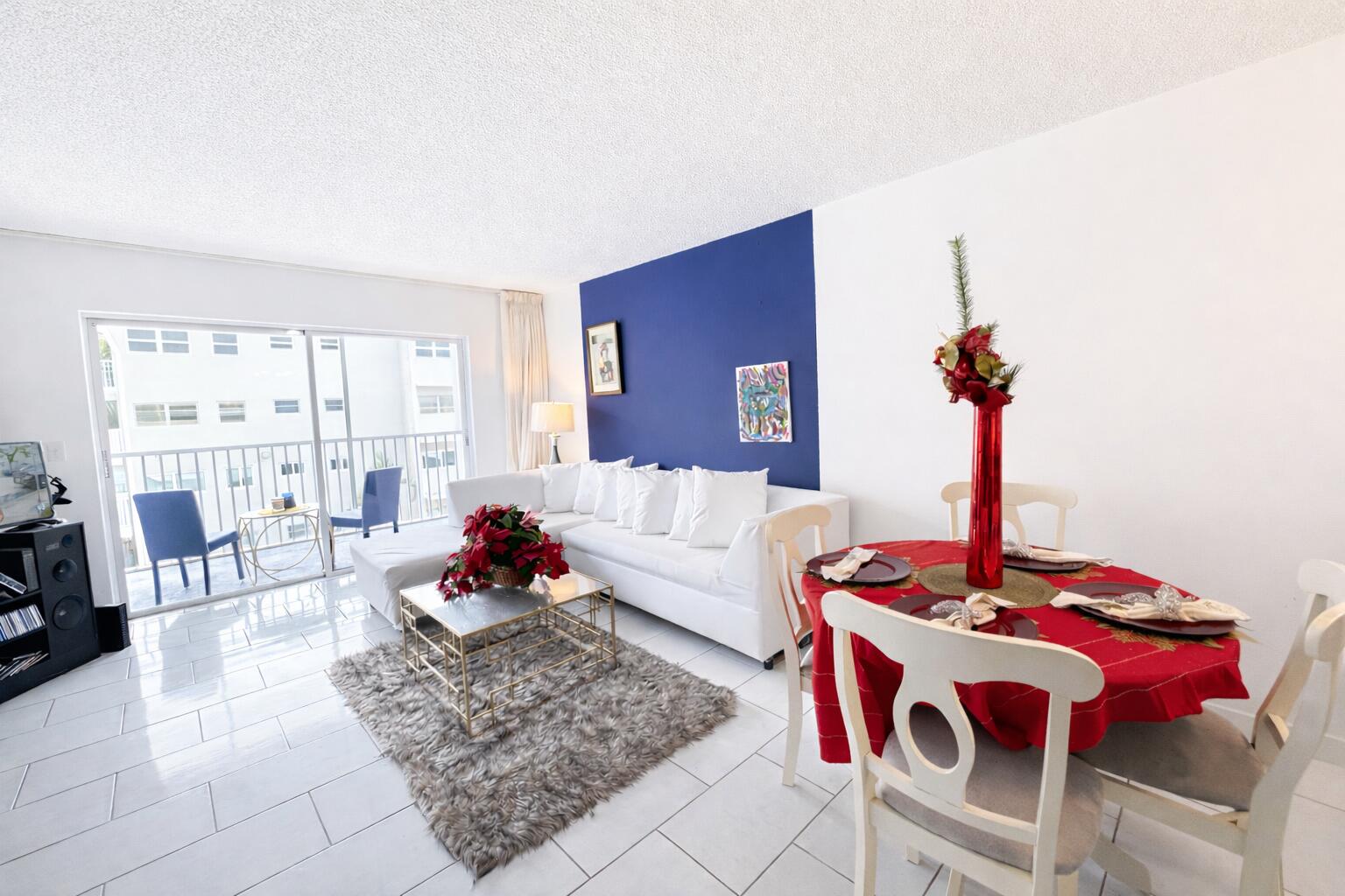 215 SE 3rd Avenue 306d