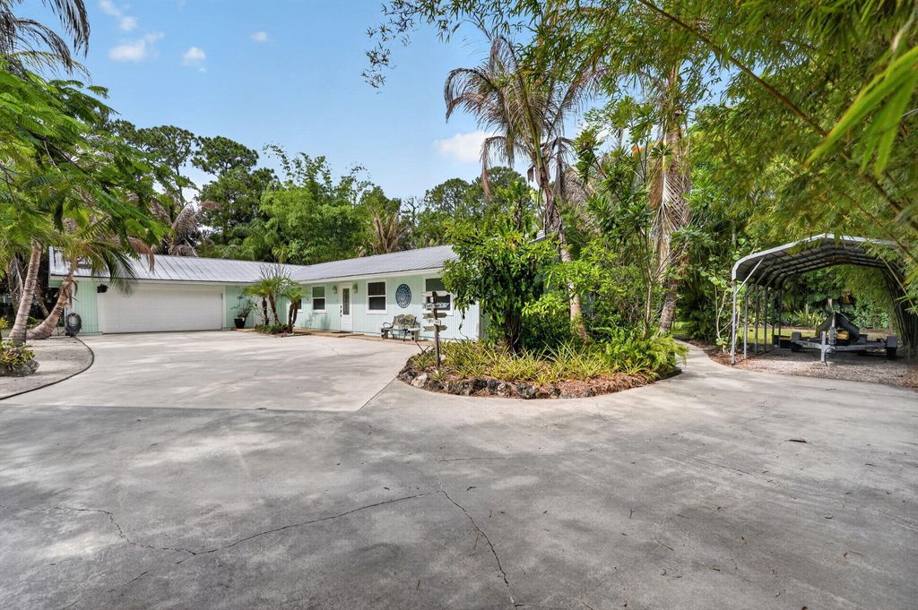 Photo of 17391 Alexander Run, Jupiter, FL 33478 (MLS # B26030703)