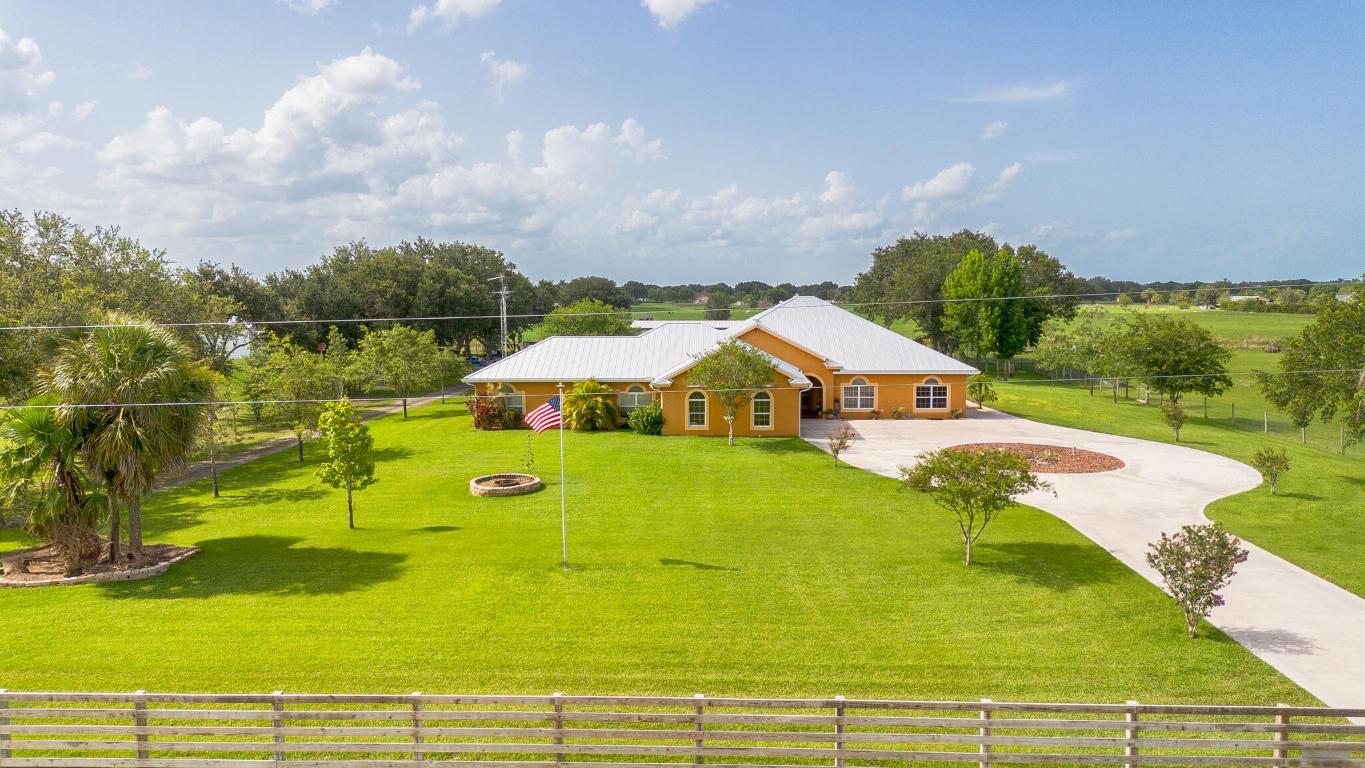 SUNSET ACRES UNIT 1 - Residential