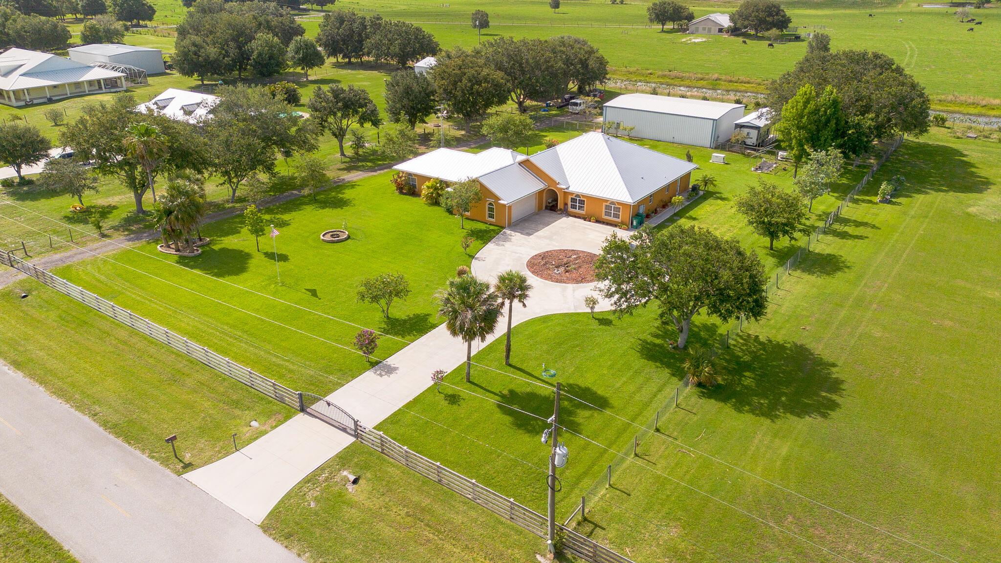 SUNSET ACRES UNIT 1 - Residential