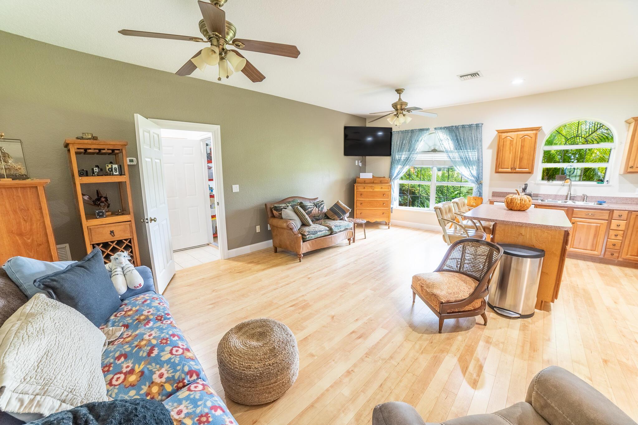 SUNSET ACRES UNIT 1 - Residential