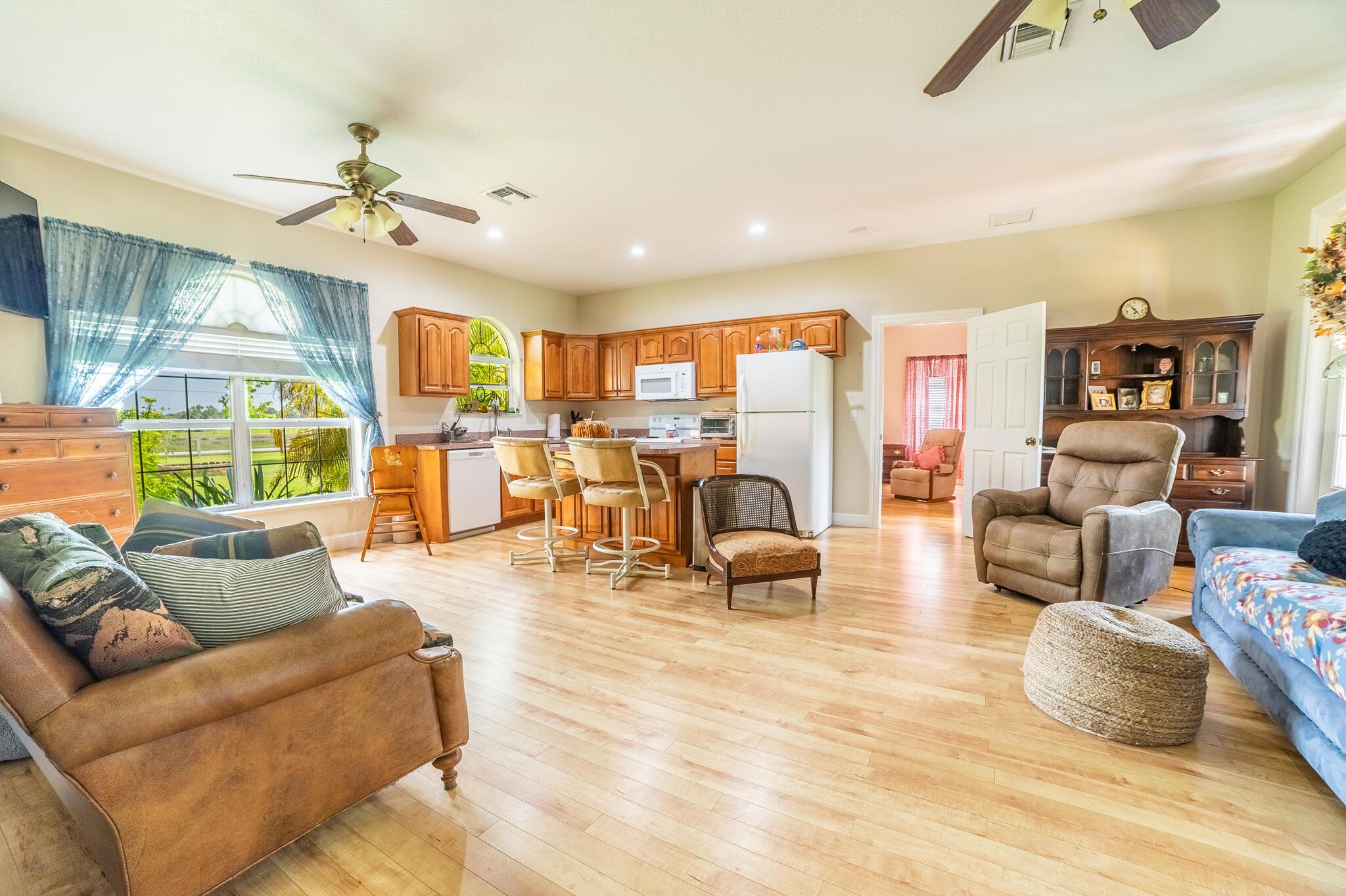 SUNSET ACRES UNIT 1 - Residential