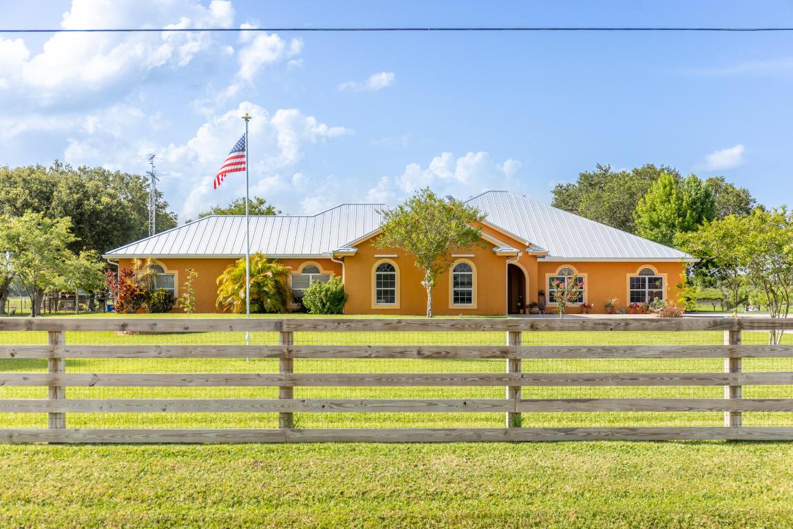 SUNSET ACRES UNIT 1 - Residential