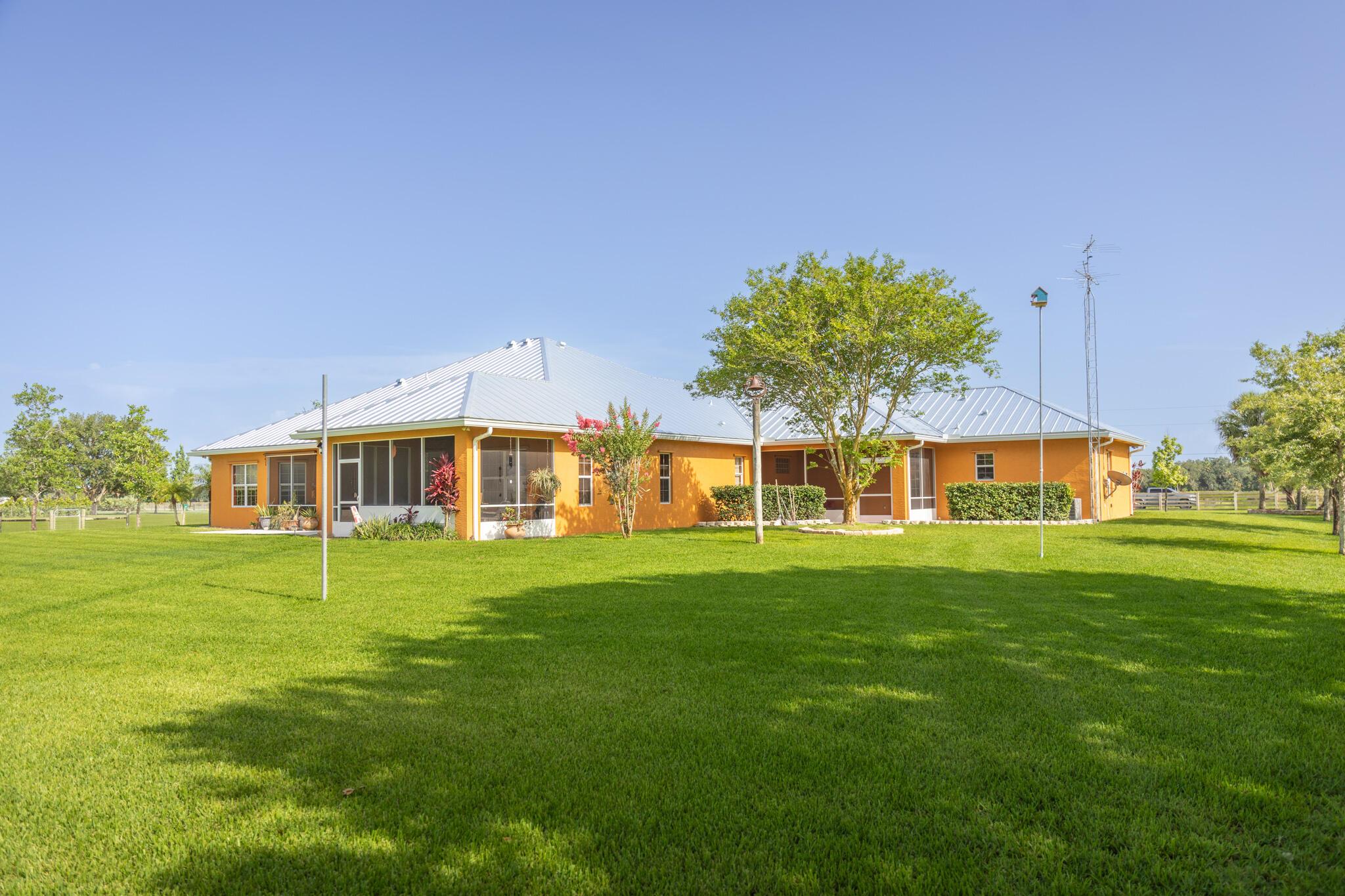 SUNSET ACRES UNIT 1 - Residential