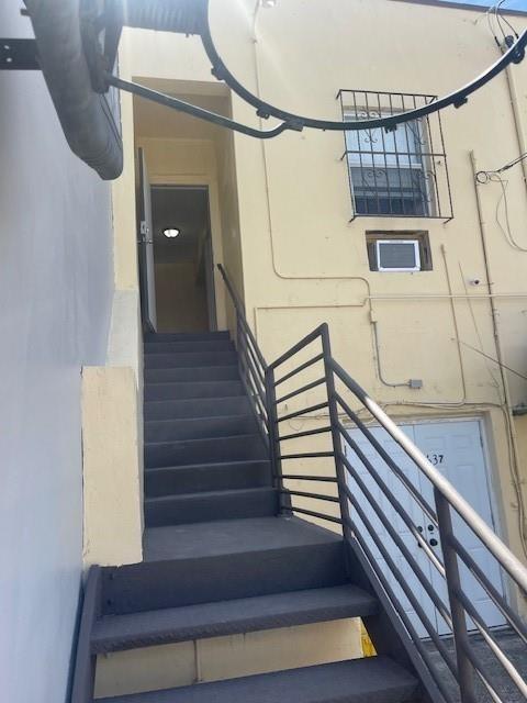 IRONS MANOR A - Residential Lease