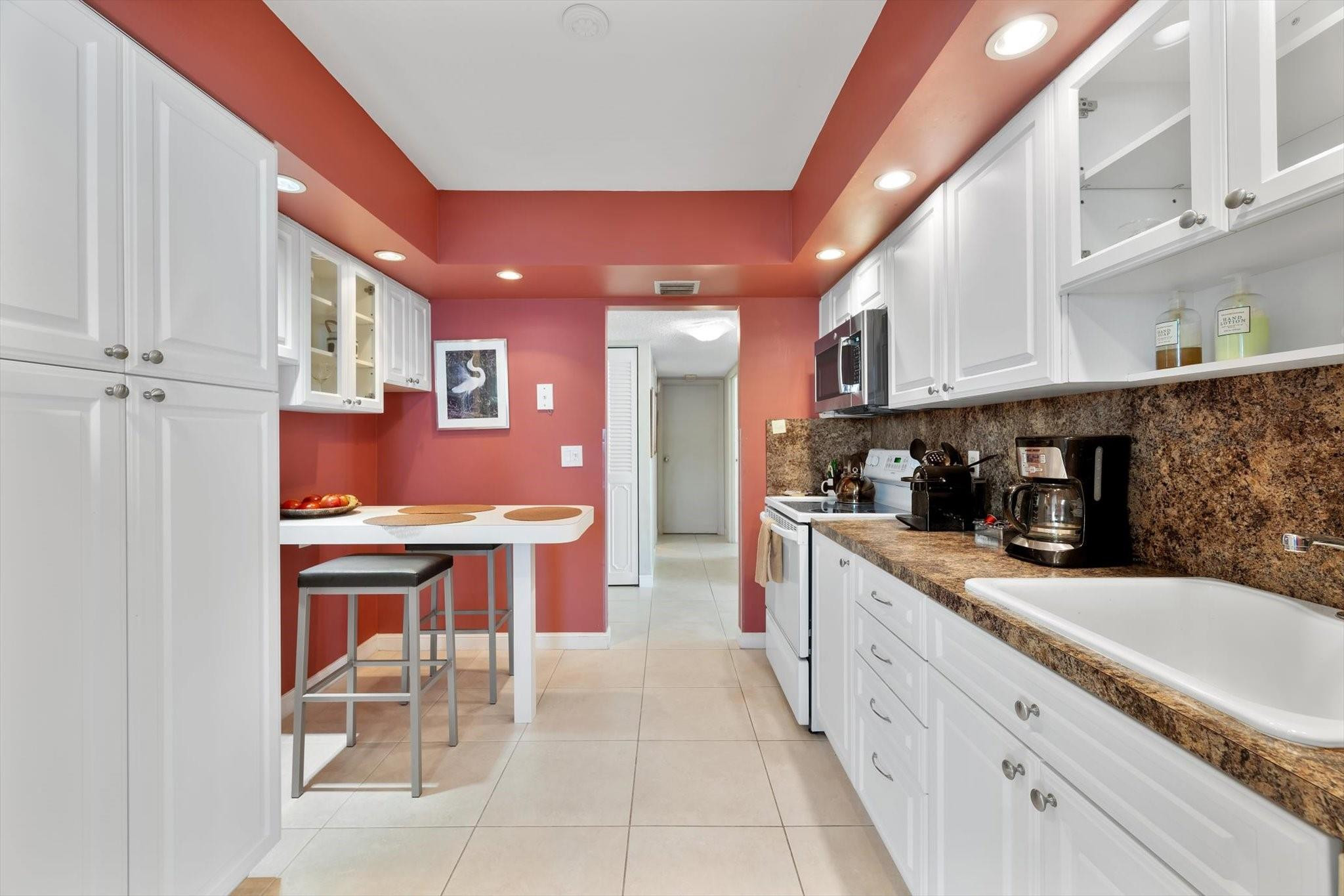 AVANT GARDE - Residential