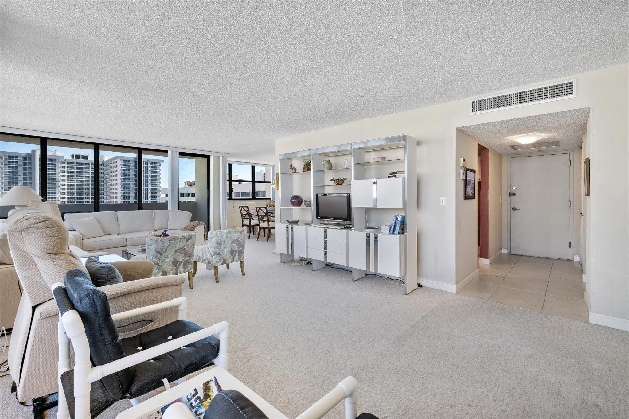 AVANT GARDE - Residential