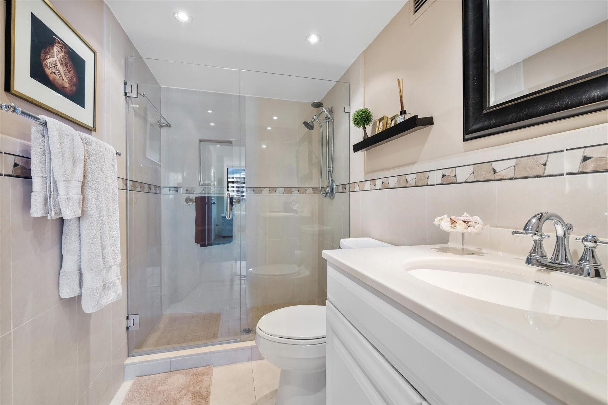 AVANT GARDE - Residential