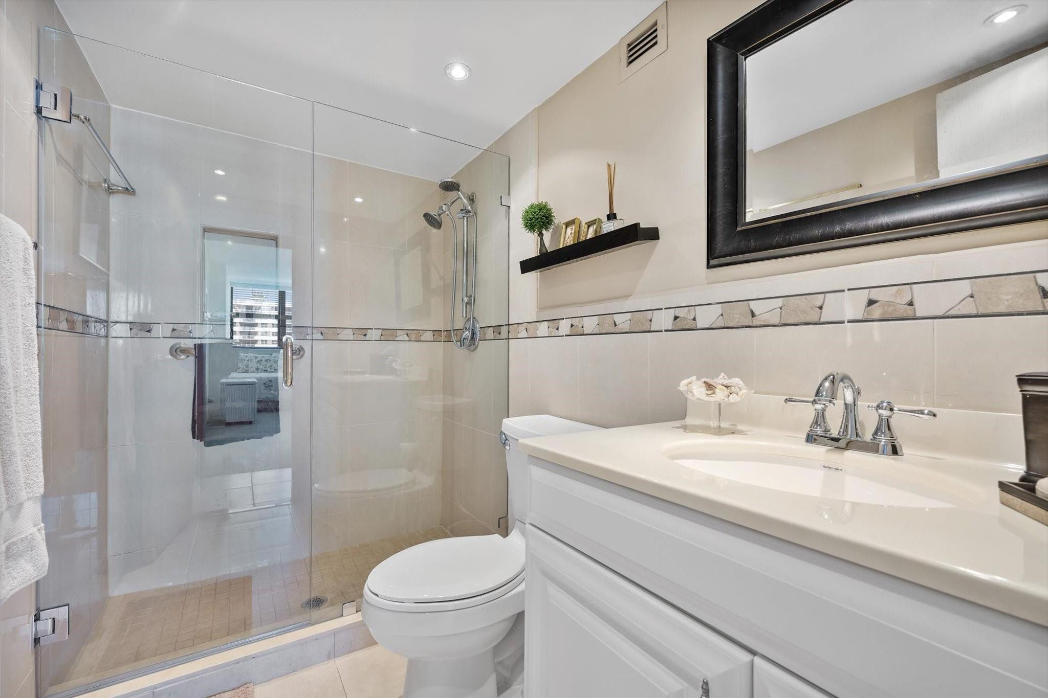 AVANT GARDE - Residential