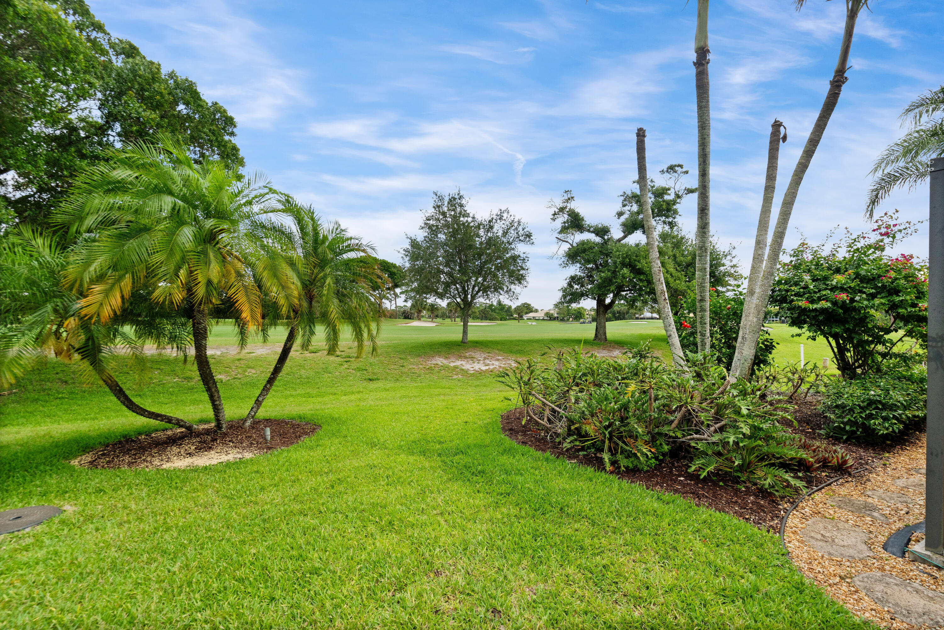 MARINER SANDS - Residential