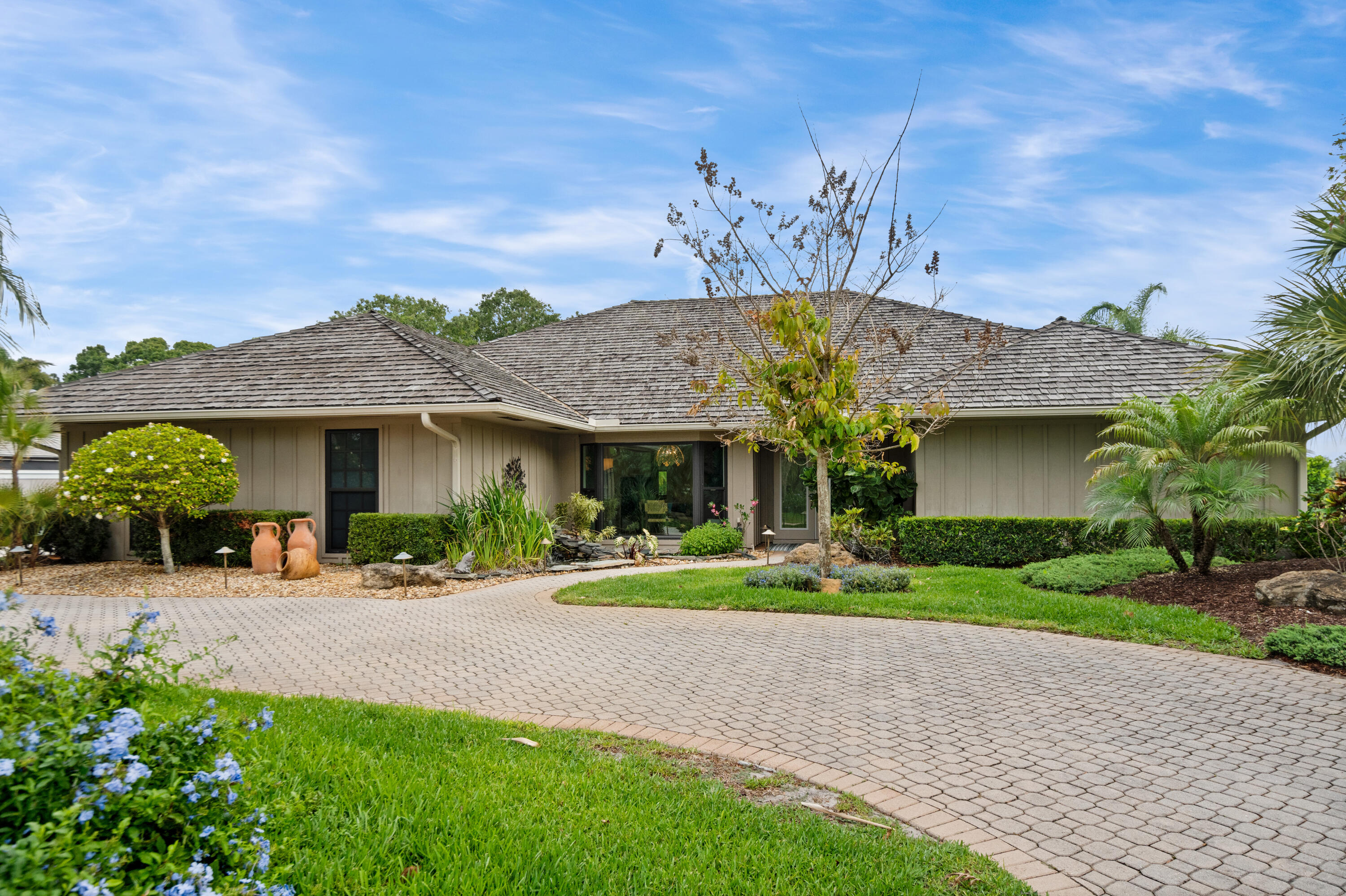 MARINER SANDS - Residential