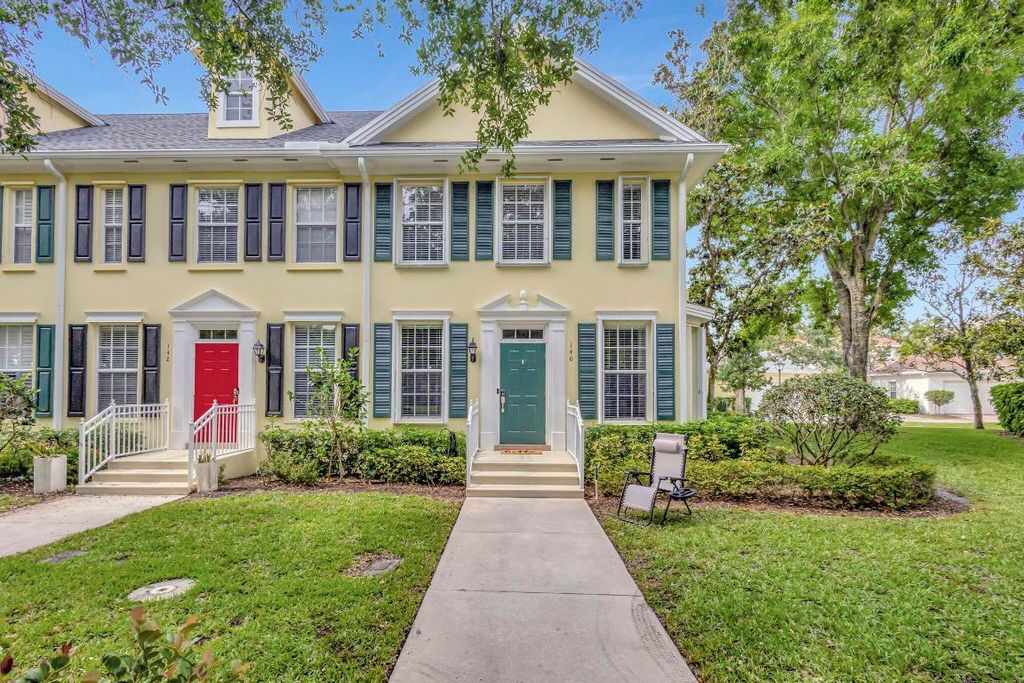 Photo of 140 Redwood Drive, Jupiter, FL 33458 (MLS # R10977846)