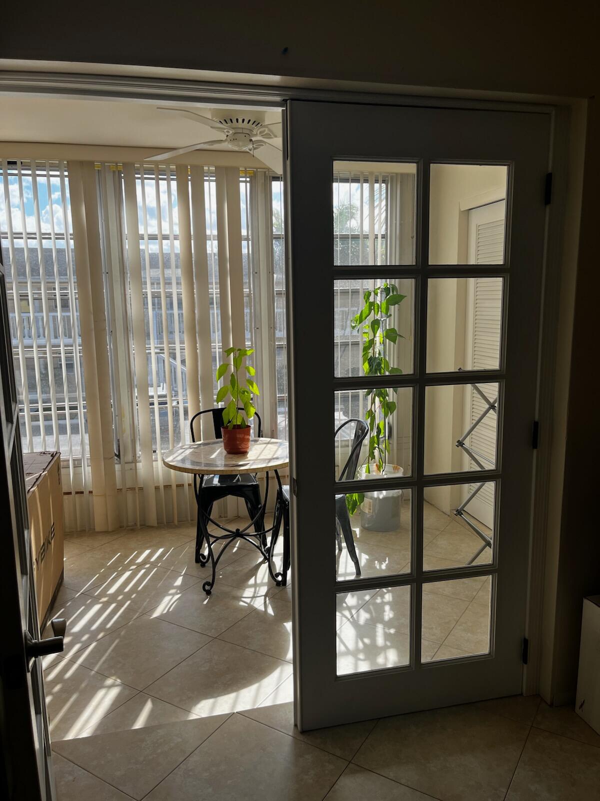 VILLAGE ROYALE CONDO 7 - Residential