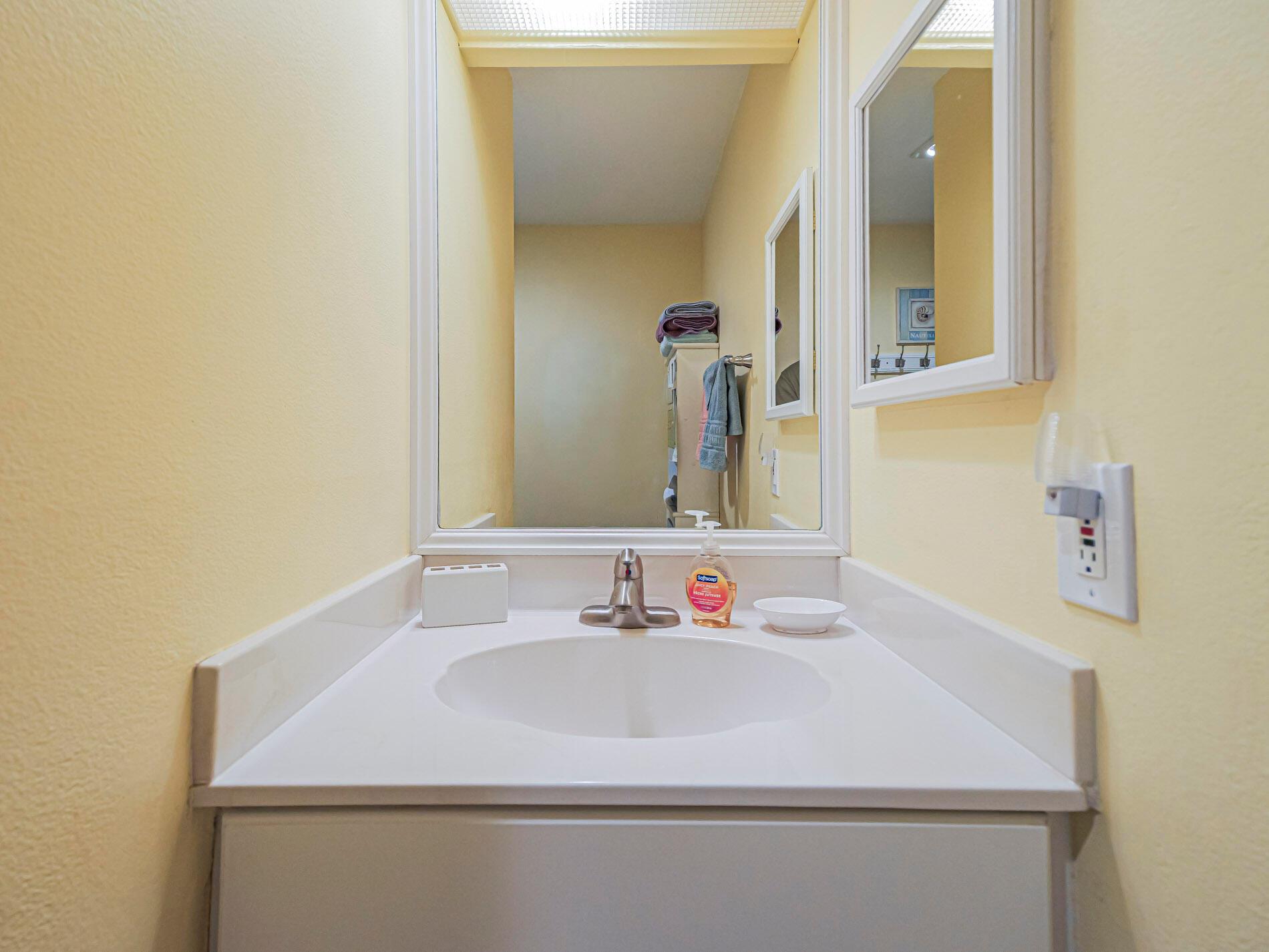 VISTA DEL MAR CONDO BLDGS - Residential Lease