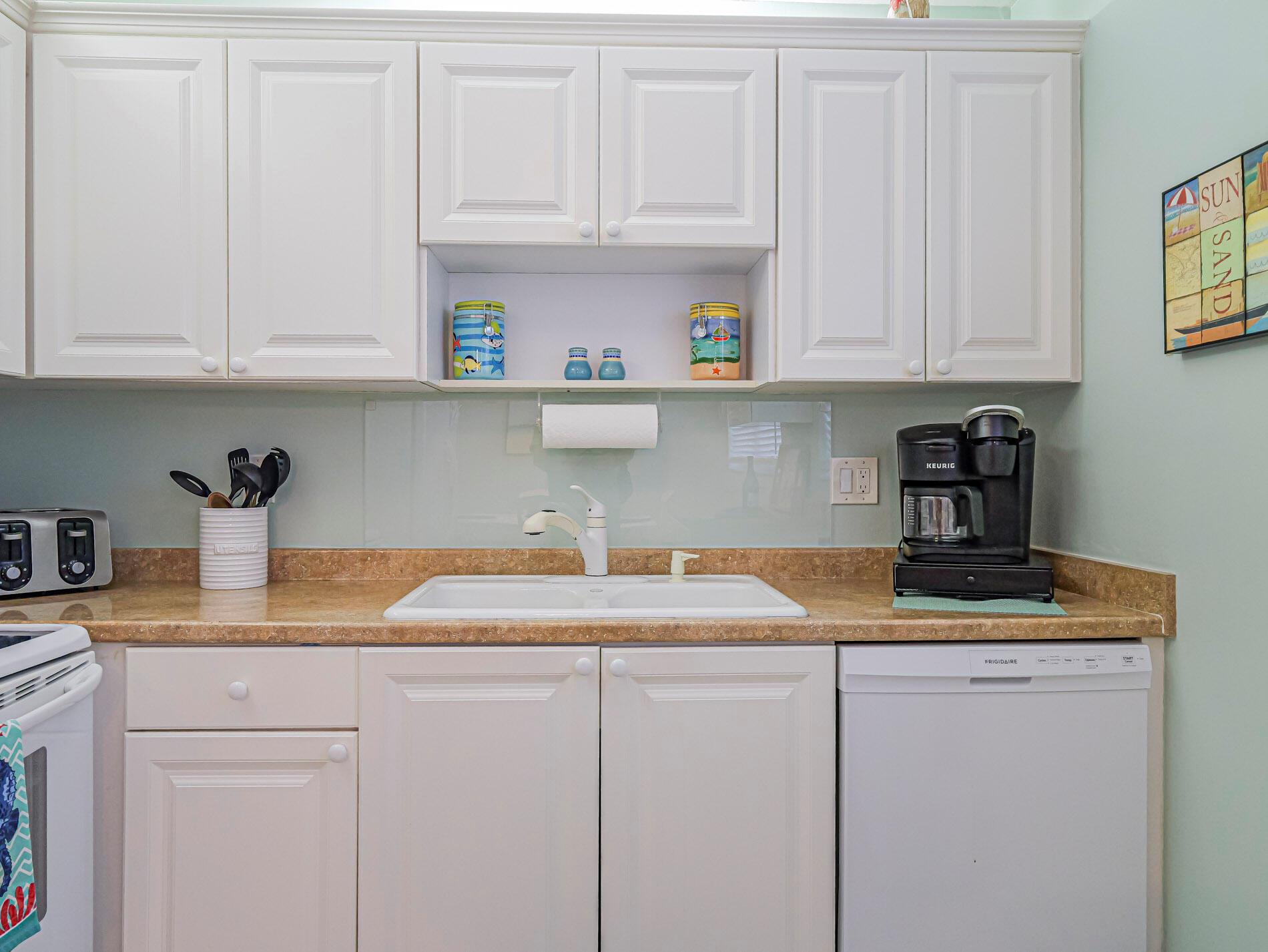 VISTA DEL MAR CONDO BLDGS - Residential Lease