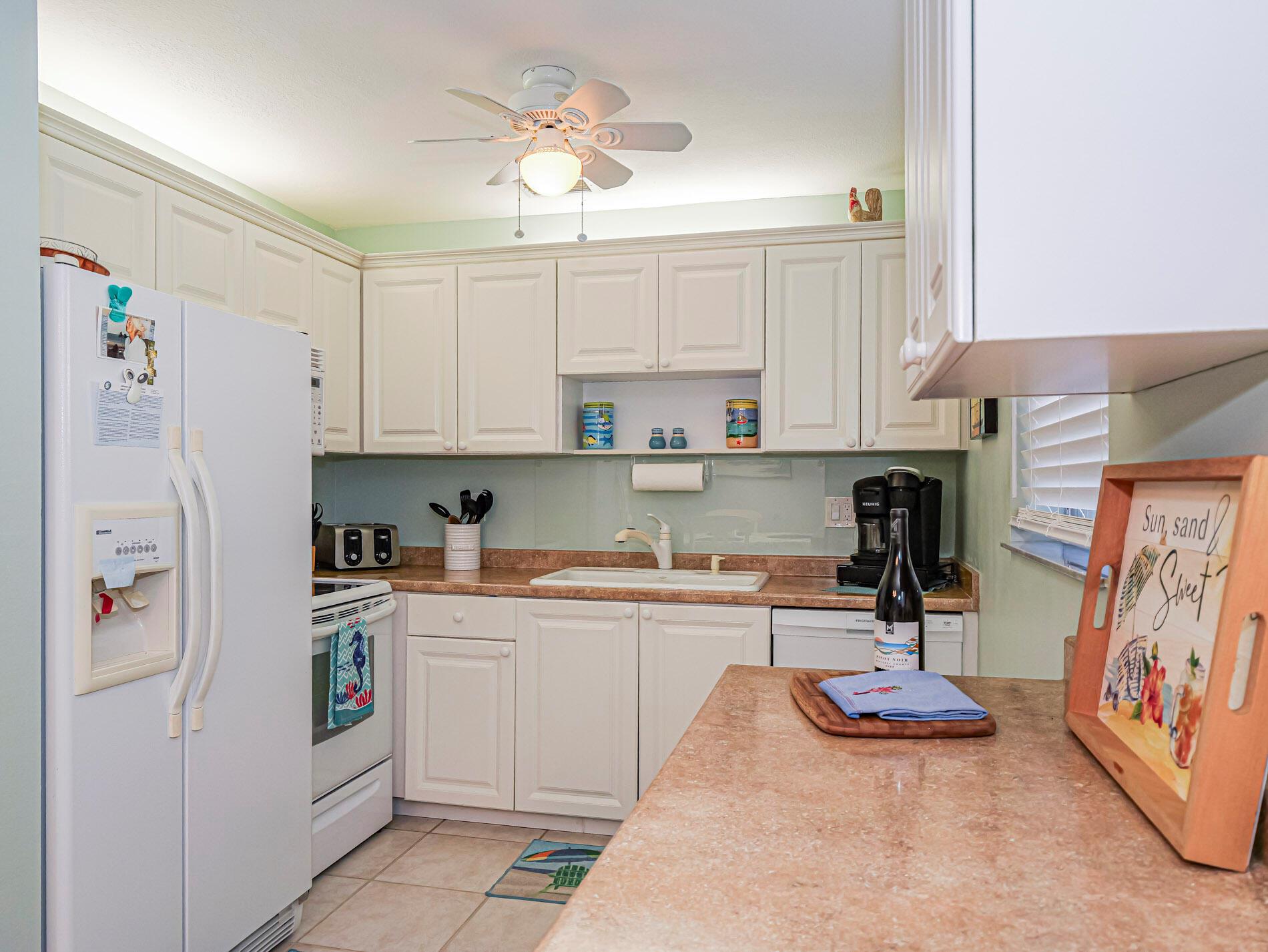 VISTA DEL MAR CONDO BLDGS - Residential Lease