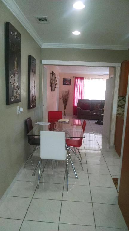 LAKE WORTH TOWN OF - Residential