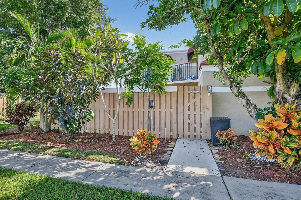 Photo of 4005 Village Drive #B, Delray Beach, FL 33445 (MLS # R11136091)