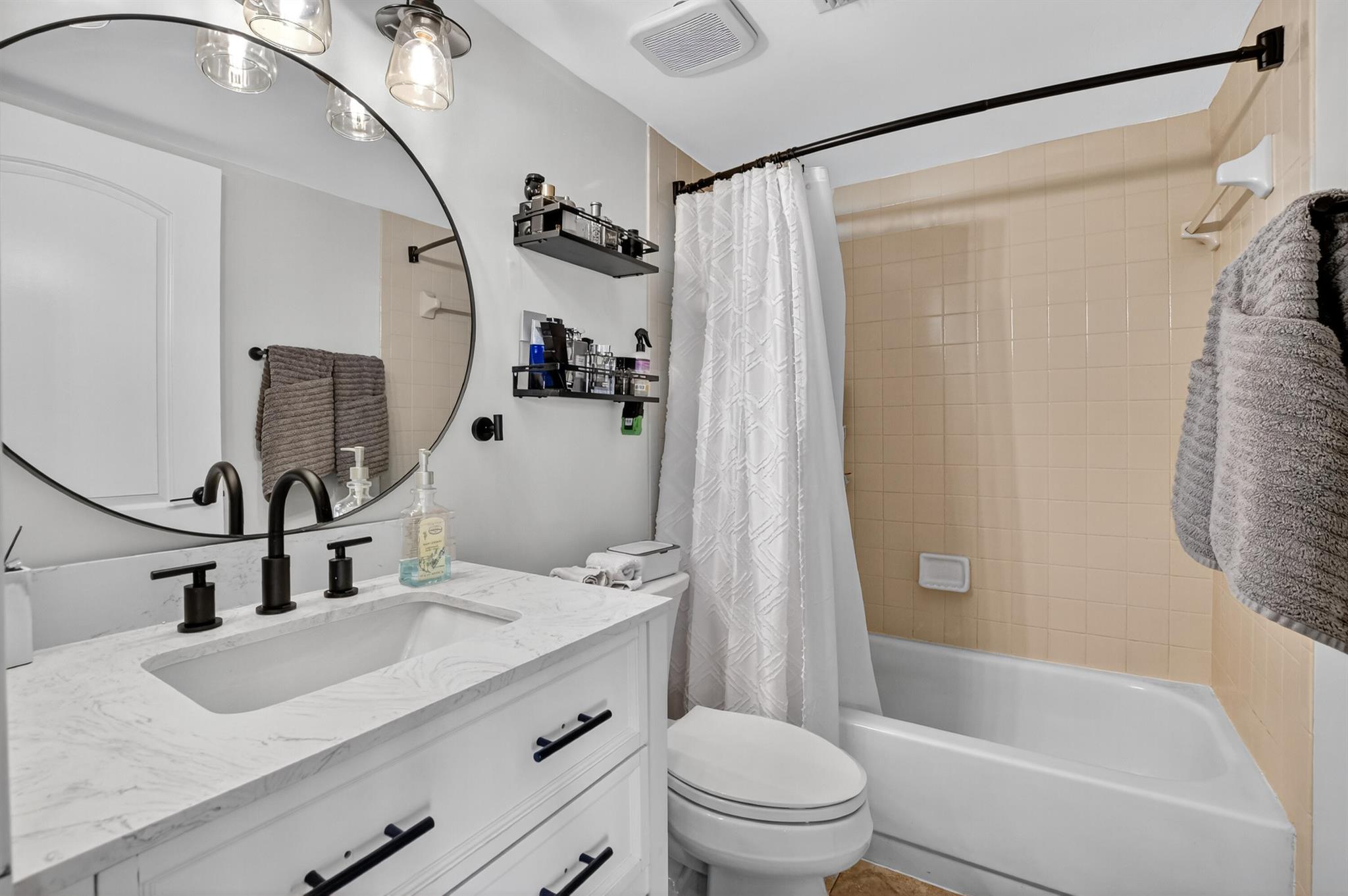 LE VILLAGE DE PROVENCE 2 - Residential