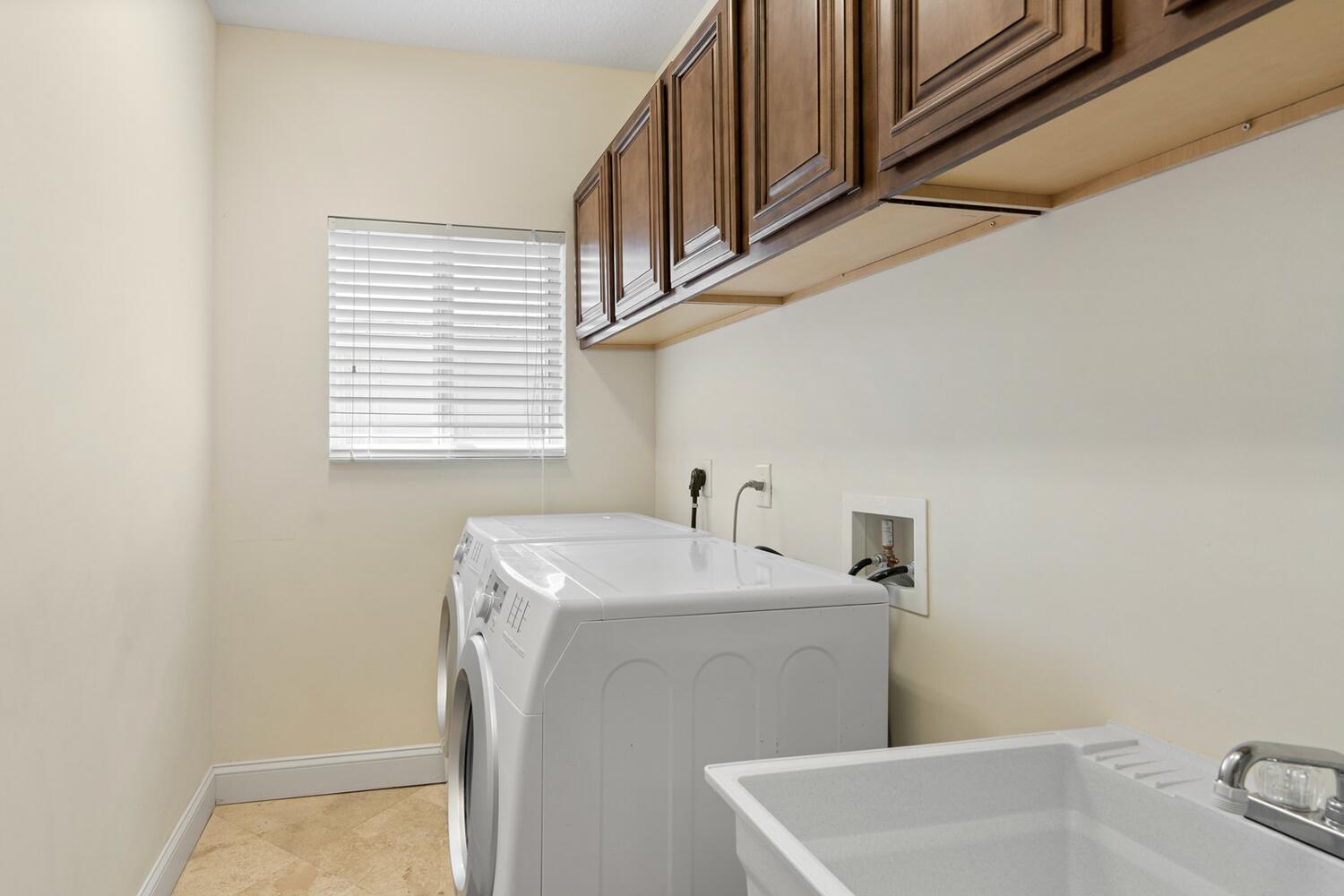 TRADE WINDS ESTATES FIRST - Residential Lease