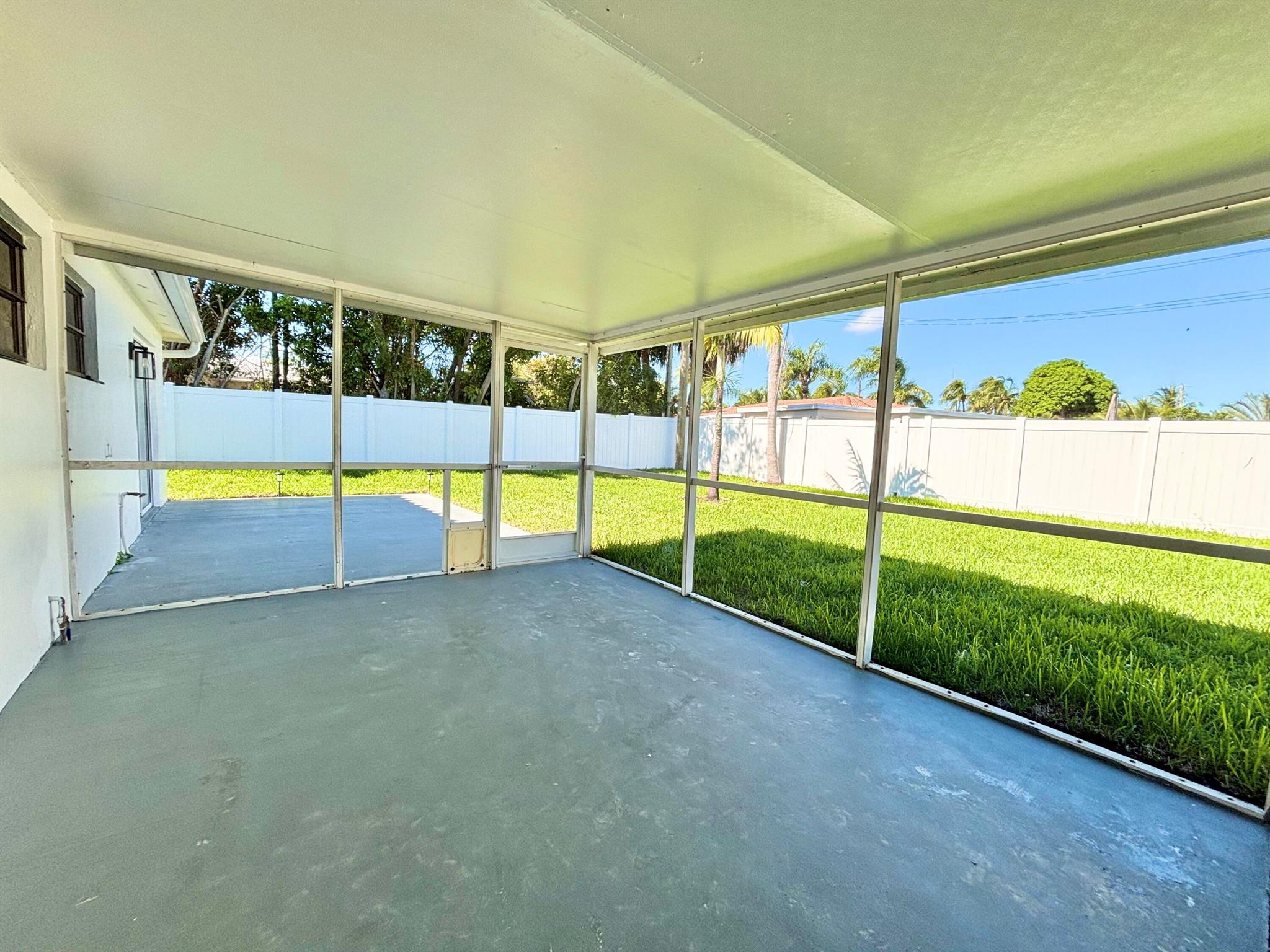 WINFIELD PARK - Residential Lease