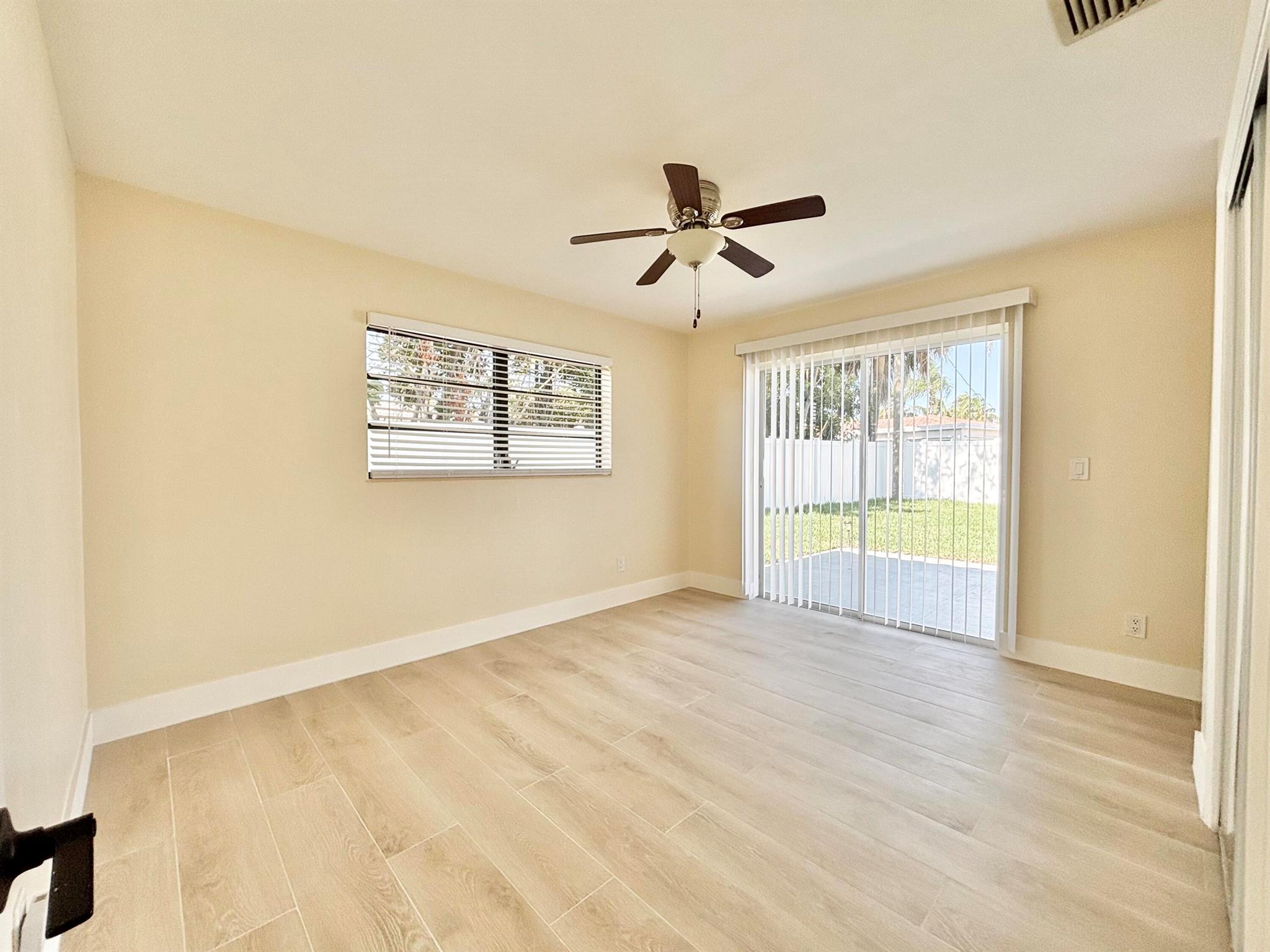 WINFIELD PARK - Residential Lease