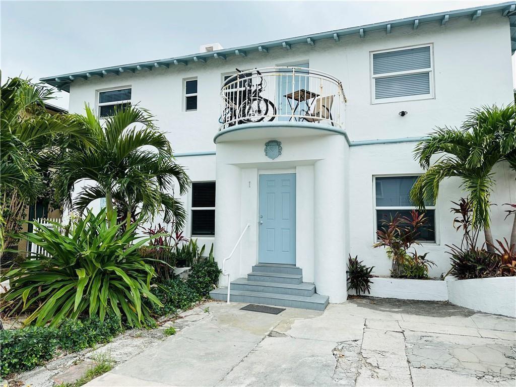 Beautiful North Beach Studio, with, stainless steel appliances, and new impact
windows. Be ready, this cozy modern studio won't last long. Washer and Dryer in the middle of the building
outside. Great location just walk away from the beach and one block from the Tatum Park and Spot Activities are
close by. Restaurants, Shops, Public Transportations, and 15 minutes away from South Beach.