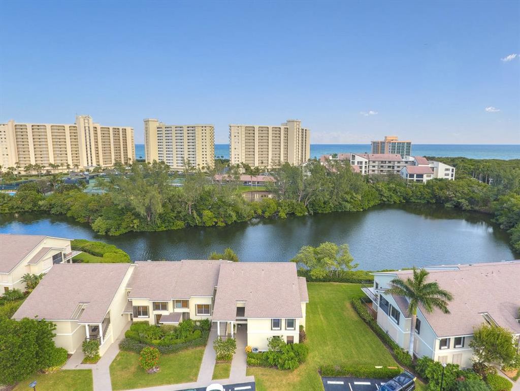 Photo of 2206 Fairway Drive S, Jupiter, FL 33477 (MLS # R10701764)