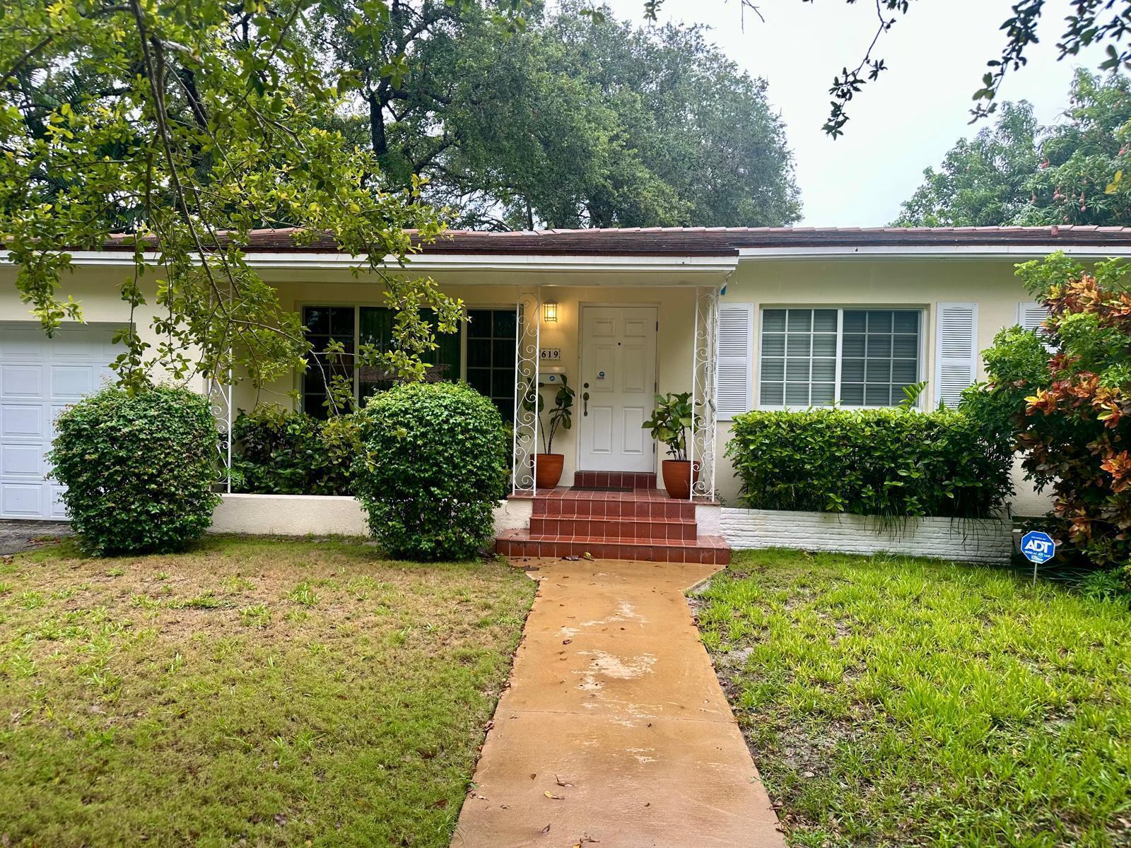 3 Bedroom, 2 bath home featuring spacious living, dining and family room. Enjoy the sparkling pool and mature trees in the backyard. Lease for 6-12 months.