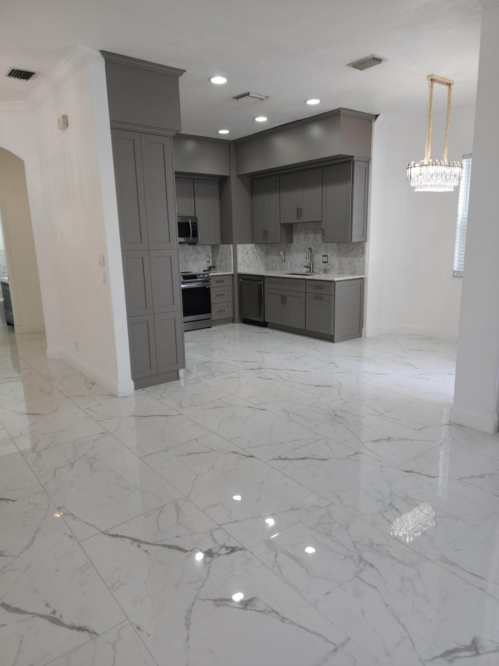 Photo of 5524 Boynton Gardens Drive, Boynton Beach, FL 33437 (MLS # B26061767)