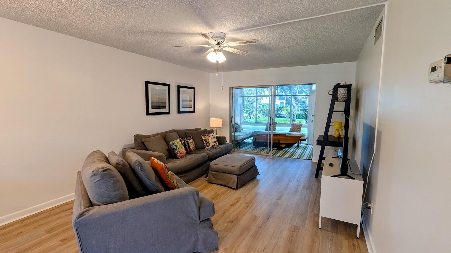 KINGSWOOD CONDO - Residential